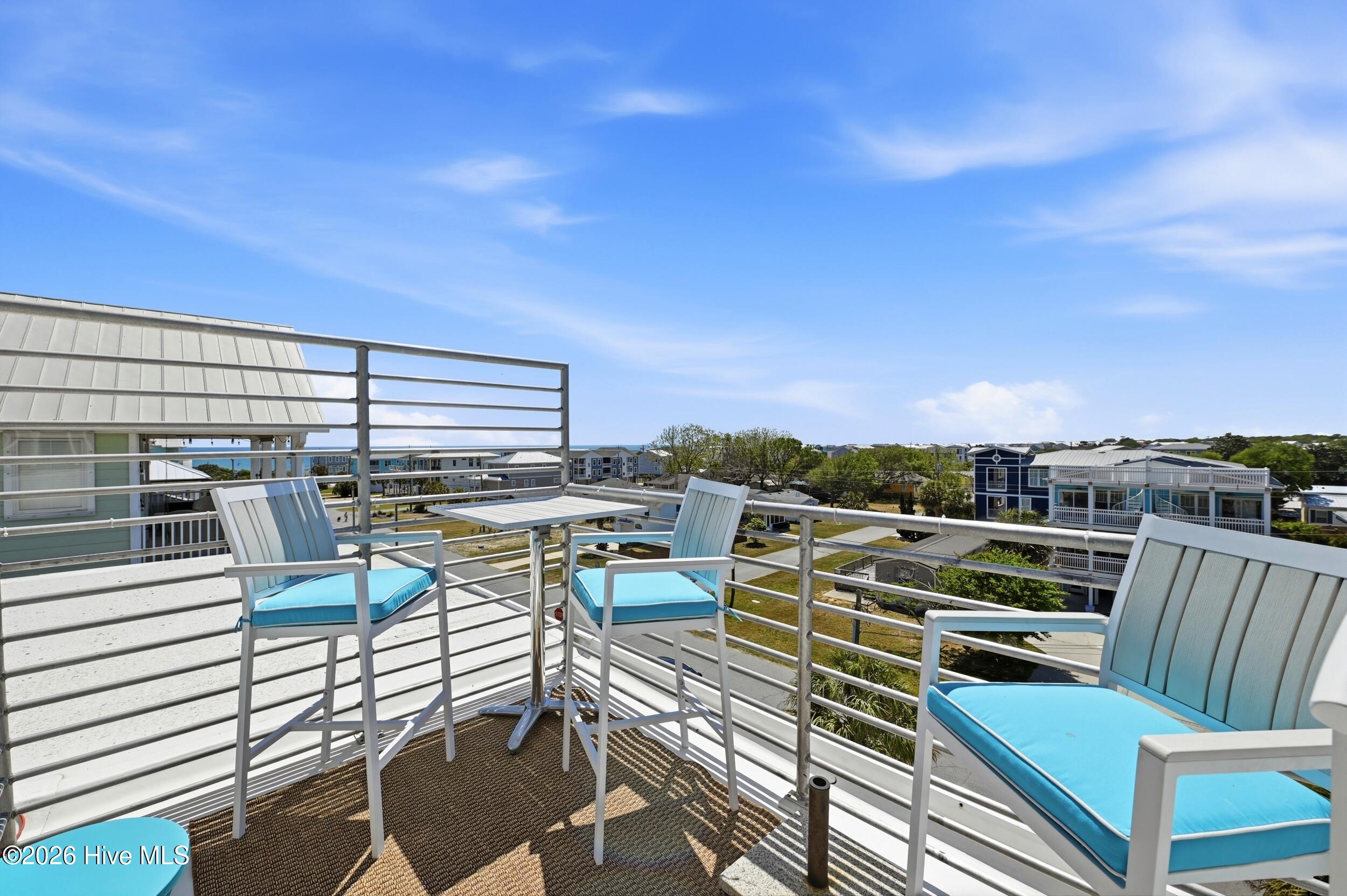 100568408 | Photo 39