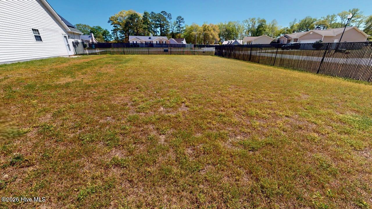 100564739 | Photo 43