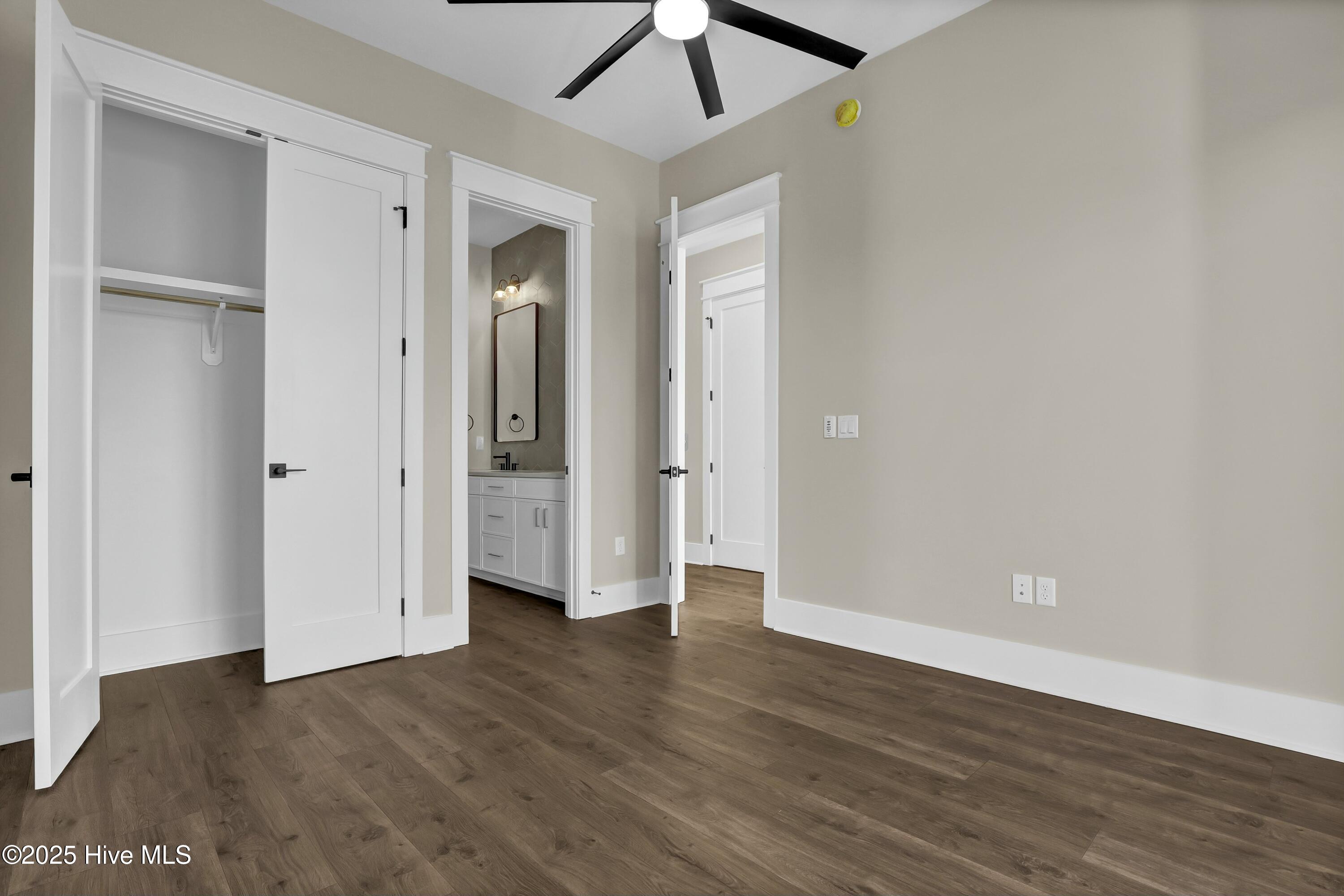 100544743 | Photo 24