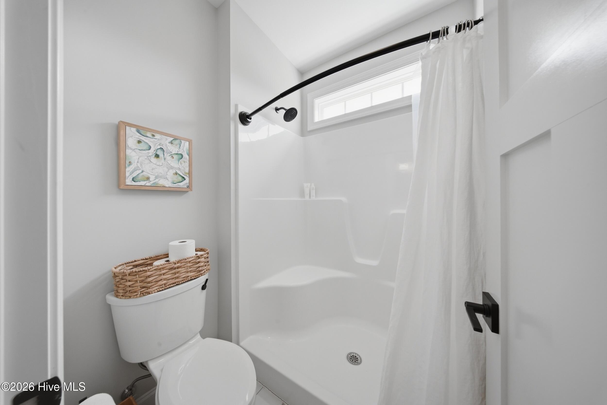 100562454 | Photo 50