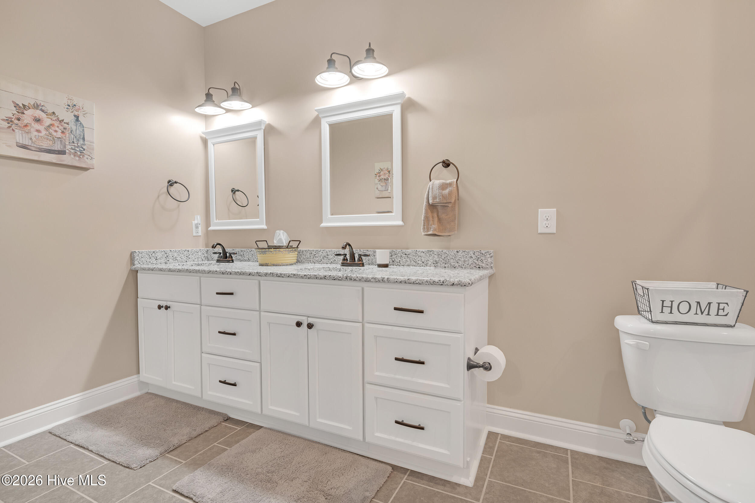 100549984 | Photo 20