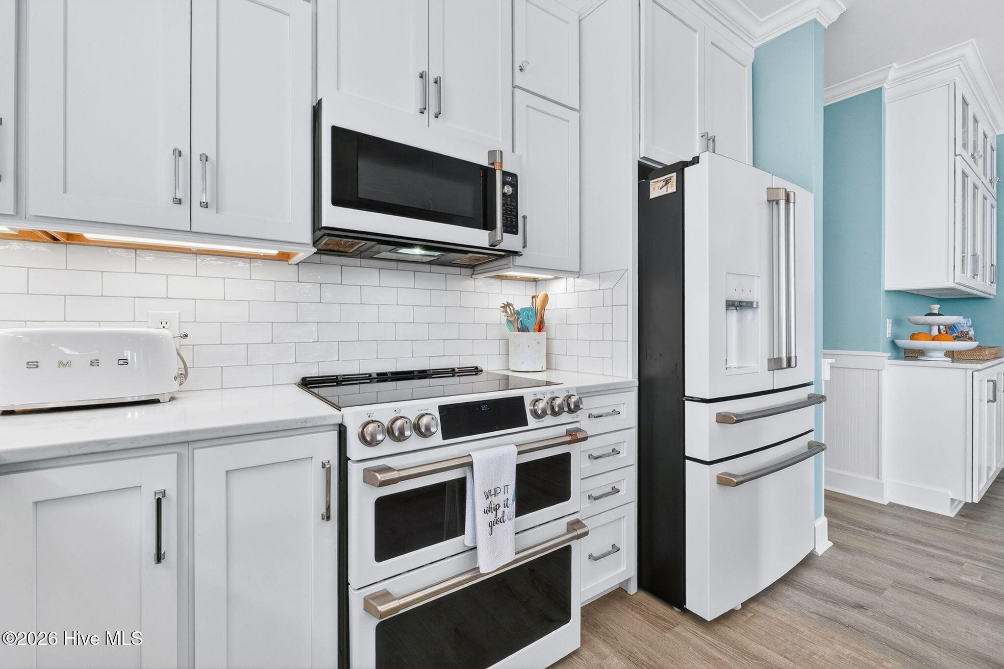 100553684 | Photo 17