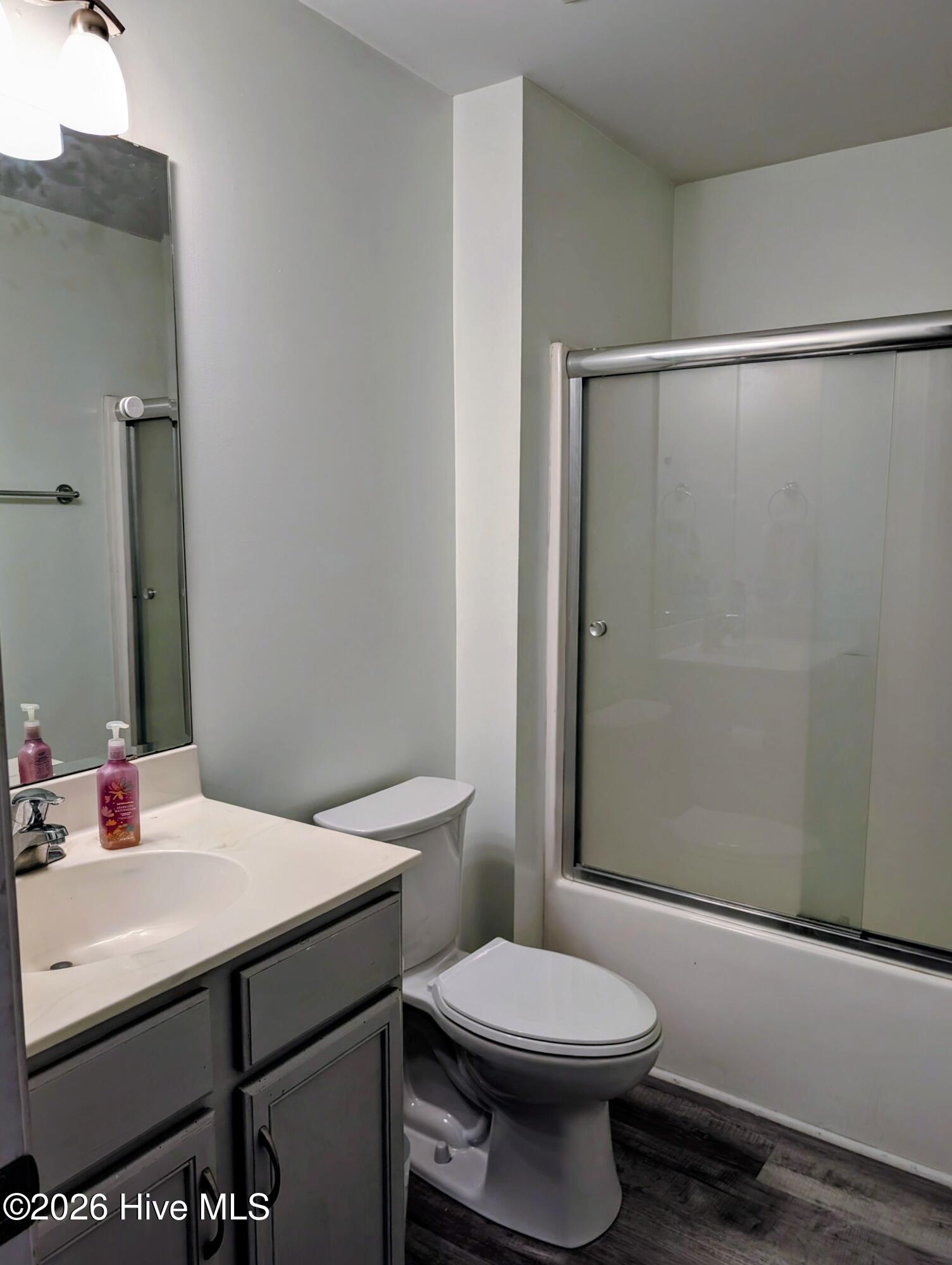 100550556 | Photo 14