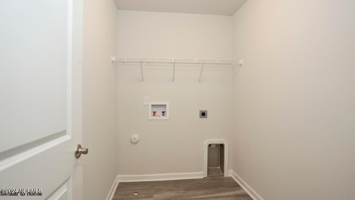 100562307 | Photo 17