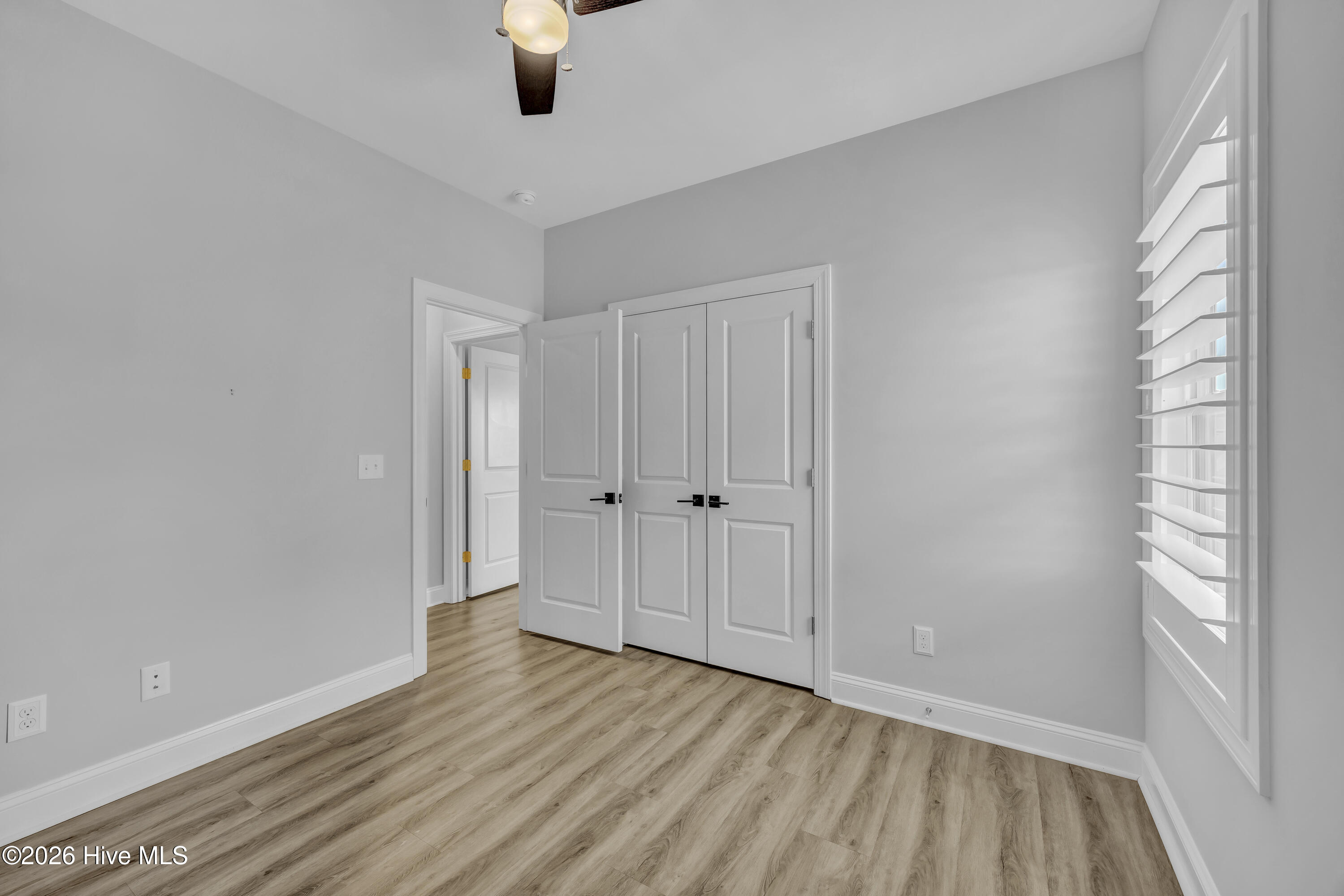 100565697 | Photo 26