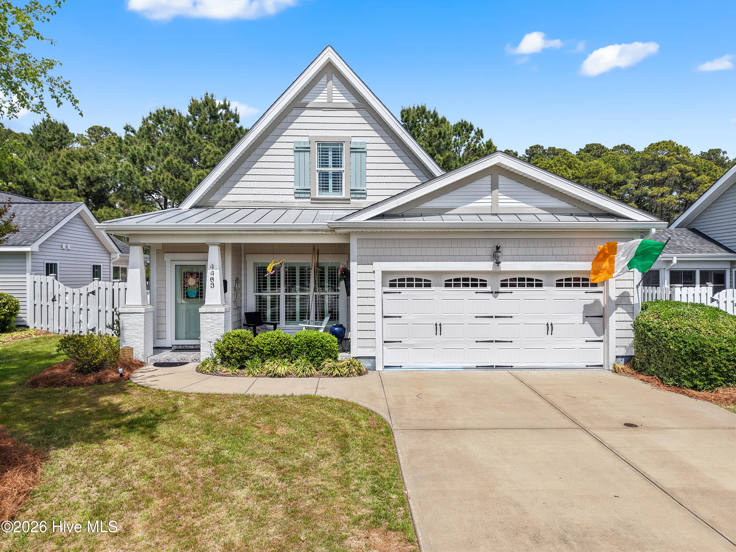 100566075 | Photo 67