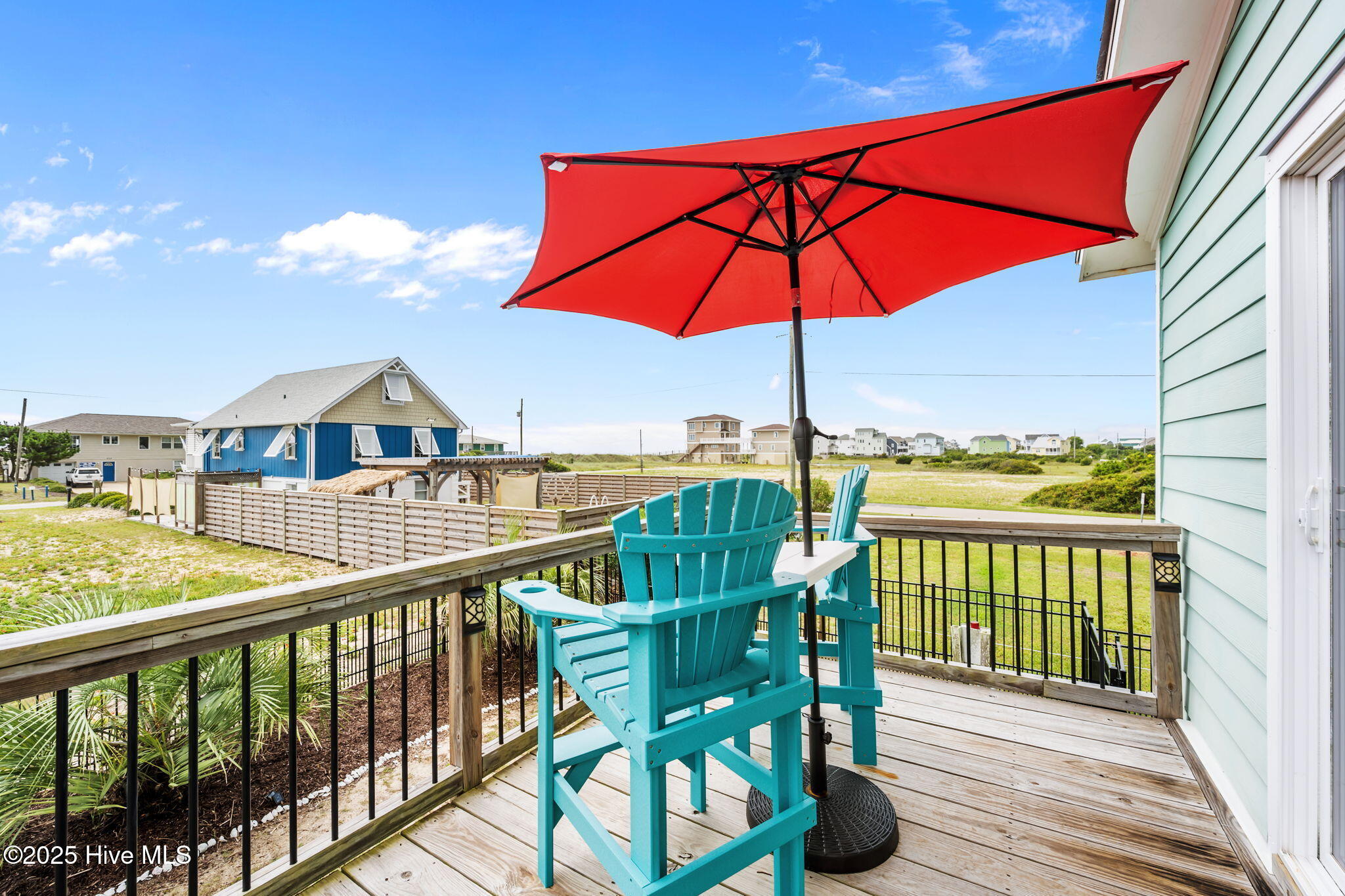 100525706 | Photo 34