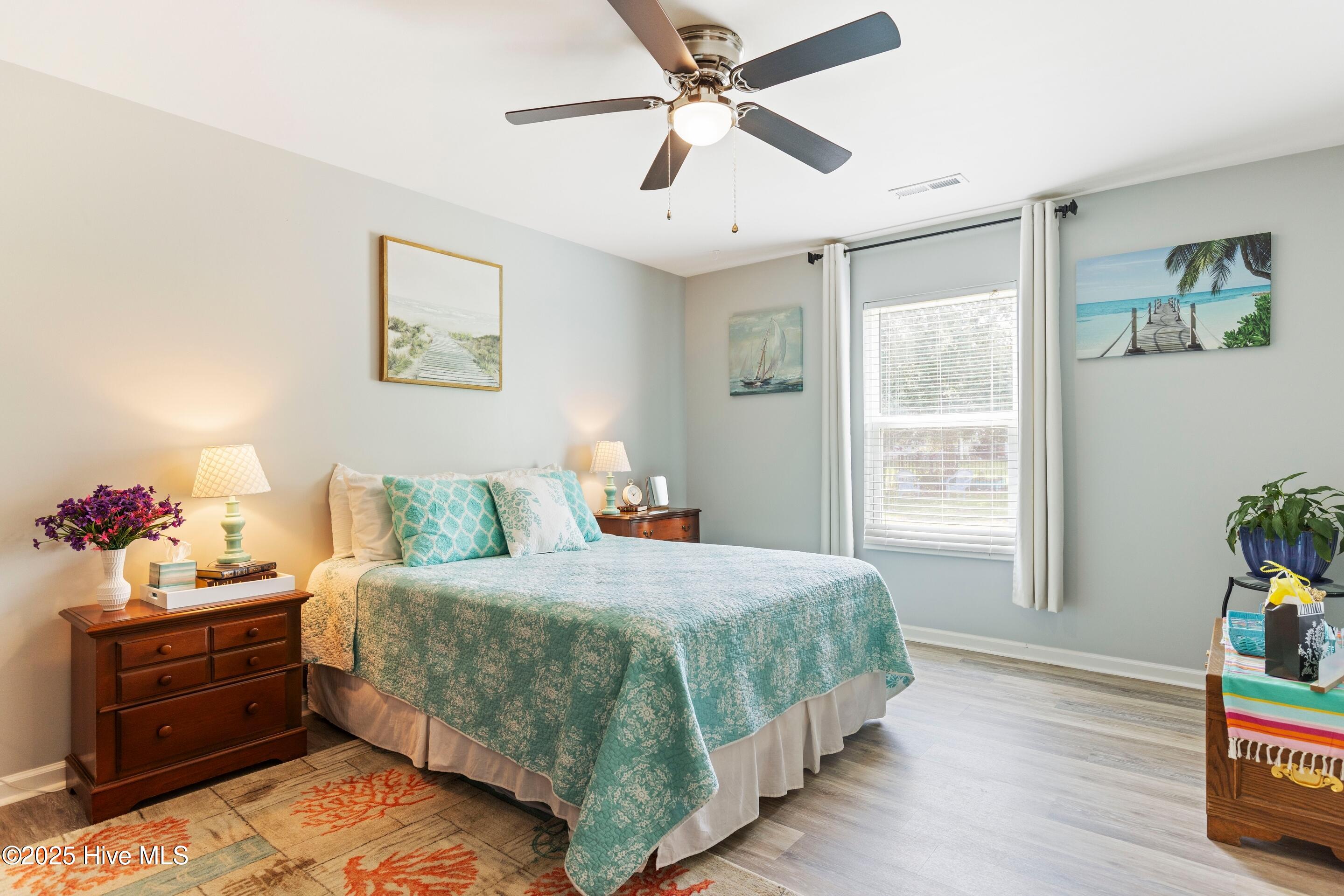 100527651 | Photo 16