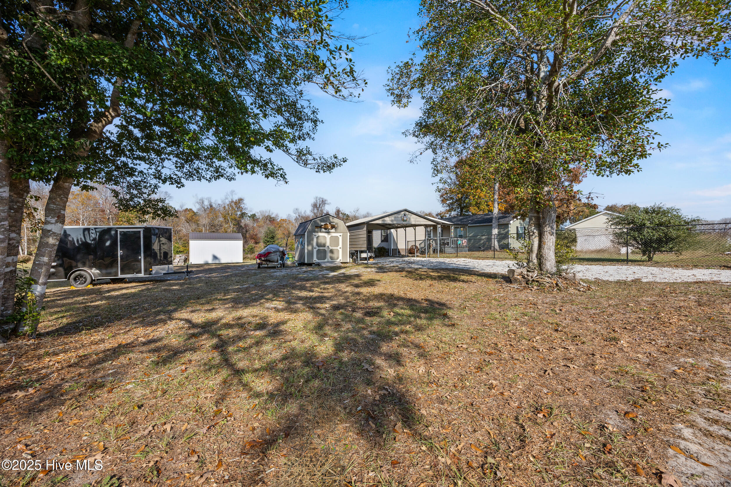 100542726 | Photo 40