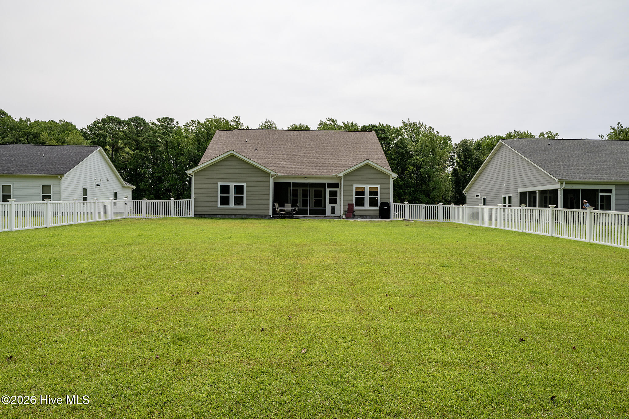 124 S Brightleaf Drive,Minnesott Beach