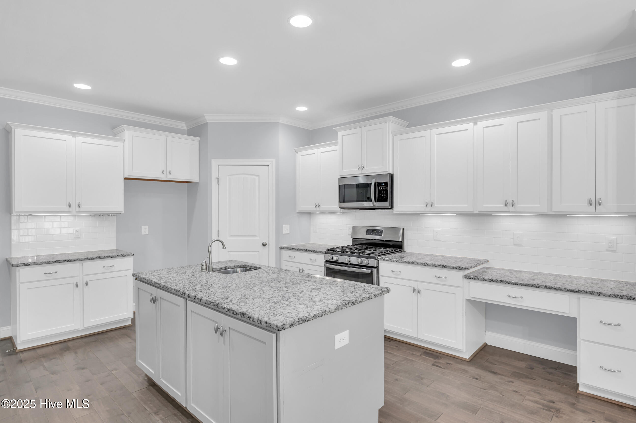 359 Belvedere Drive, Holly Ridge, NC 28445 – photo 13: 13_359 belvedere dr-00013