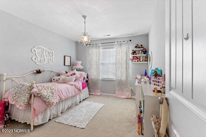 100556108 | Photo 25