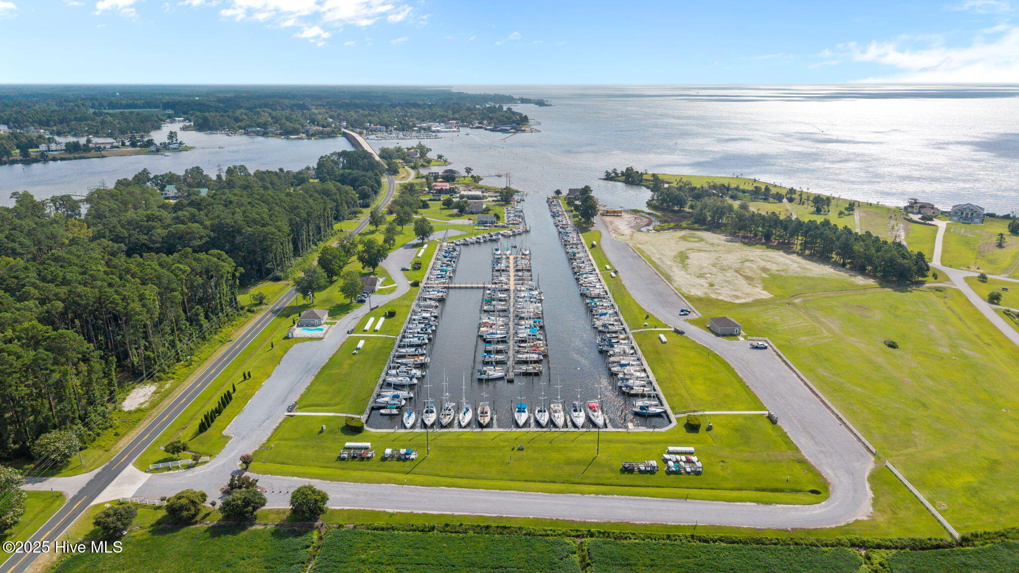 690 Oriental Road, Oriental, NC, 28571