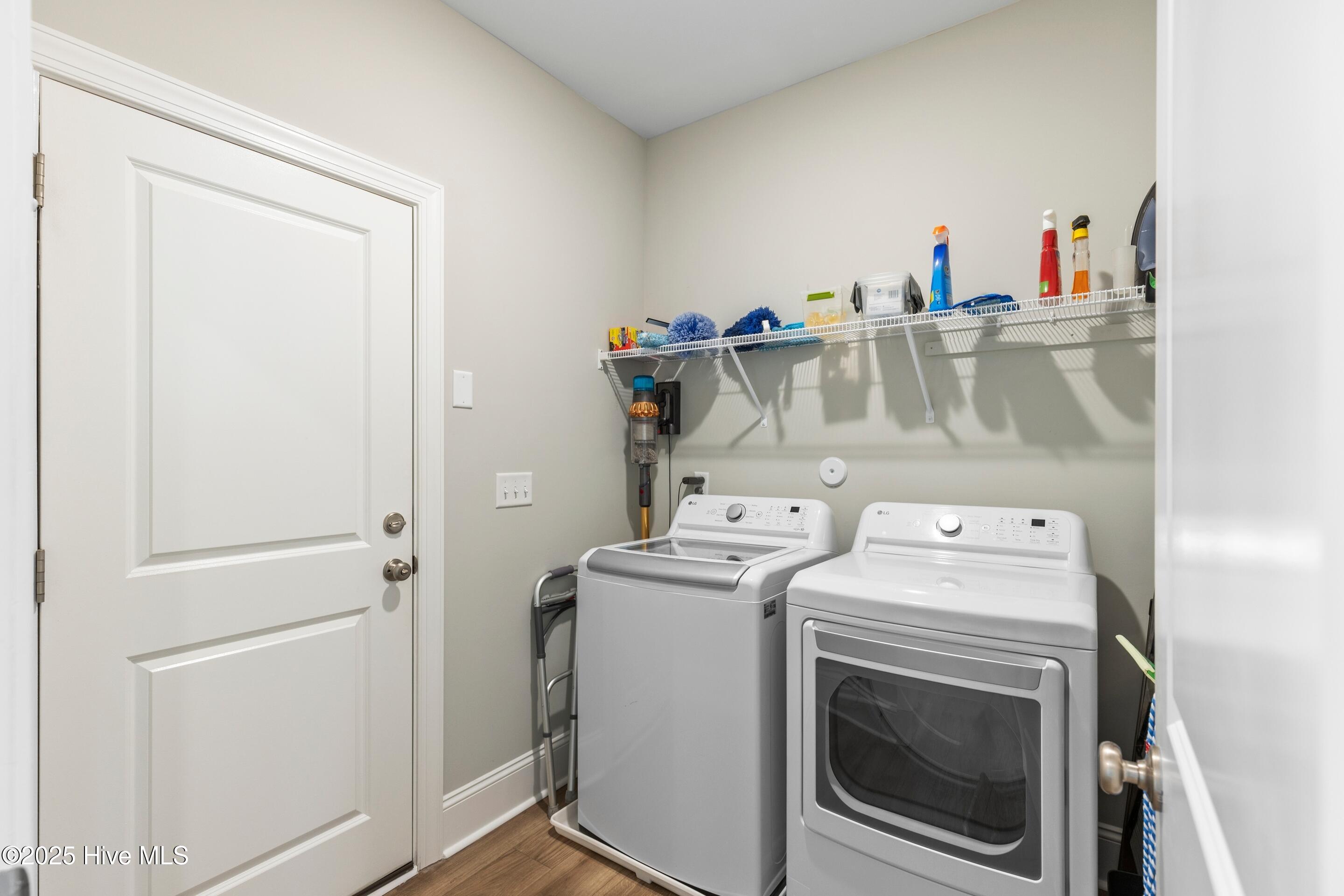 100554494 | Photo 30