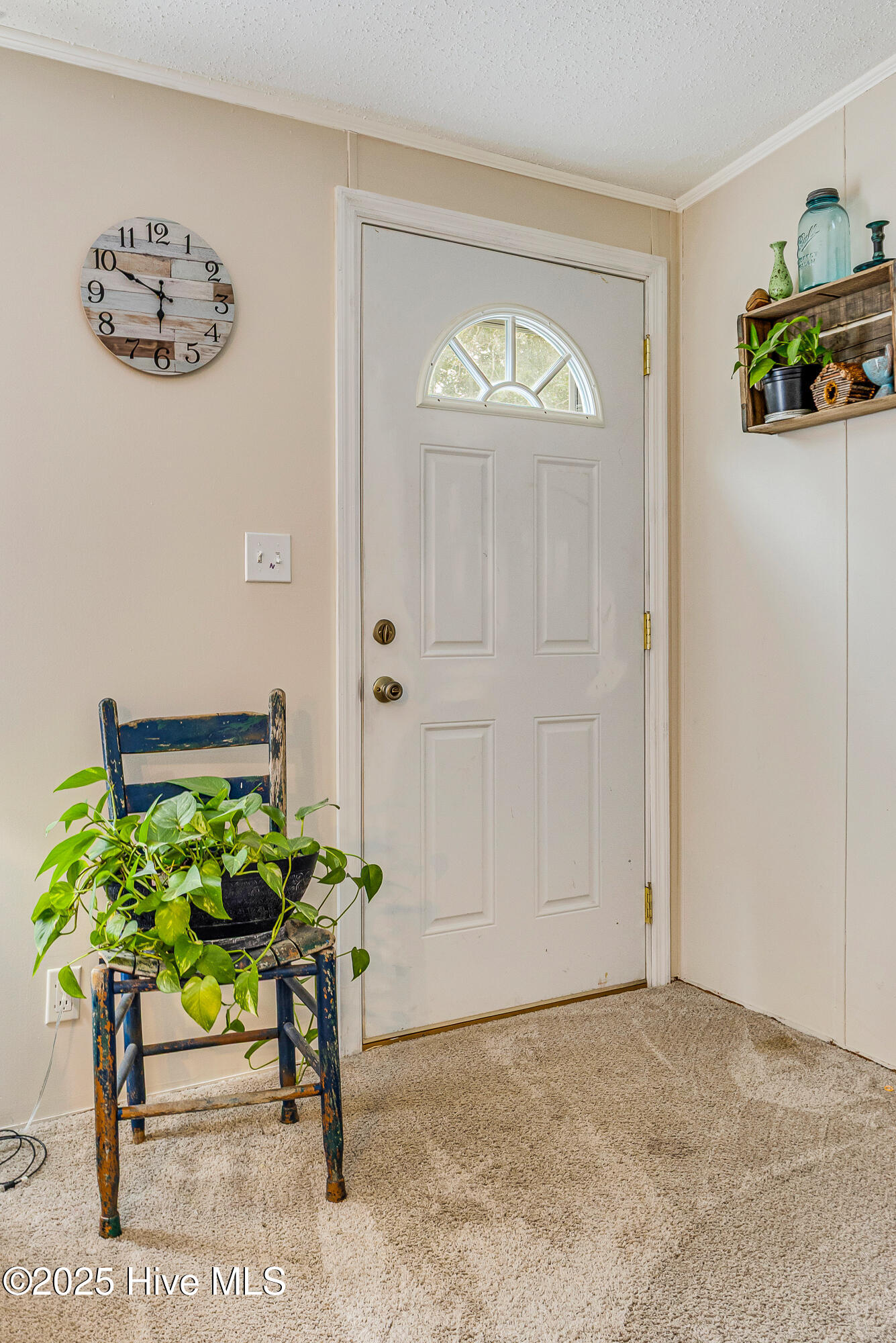 100543830 | Photo 14