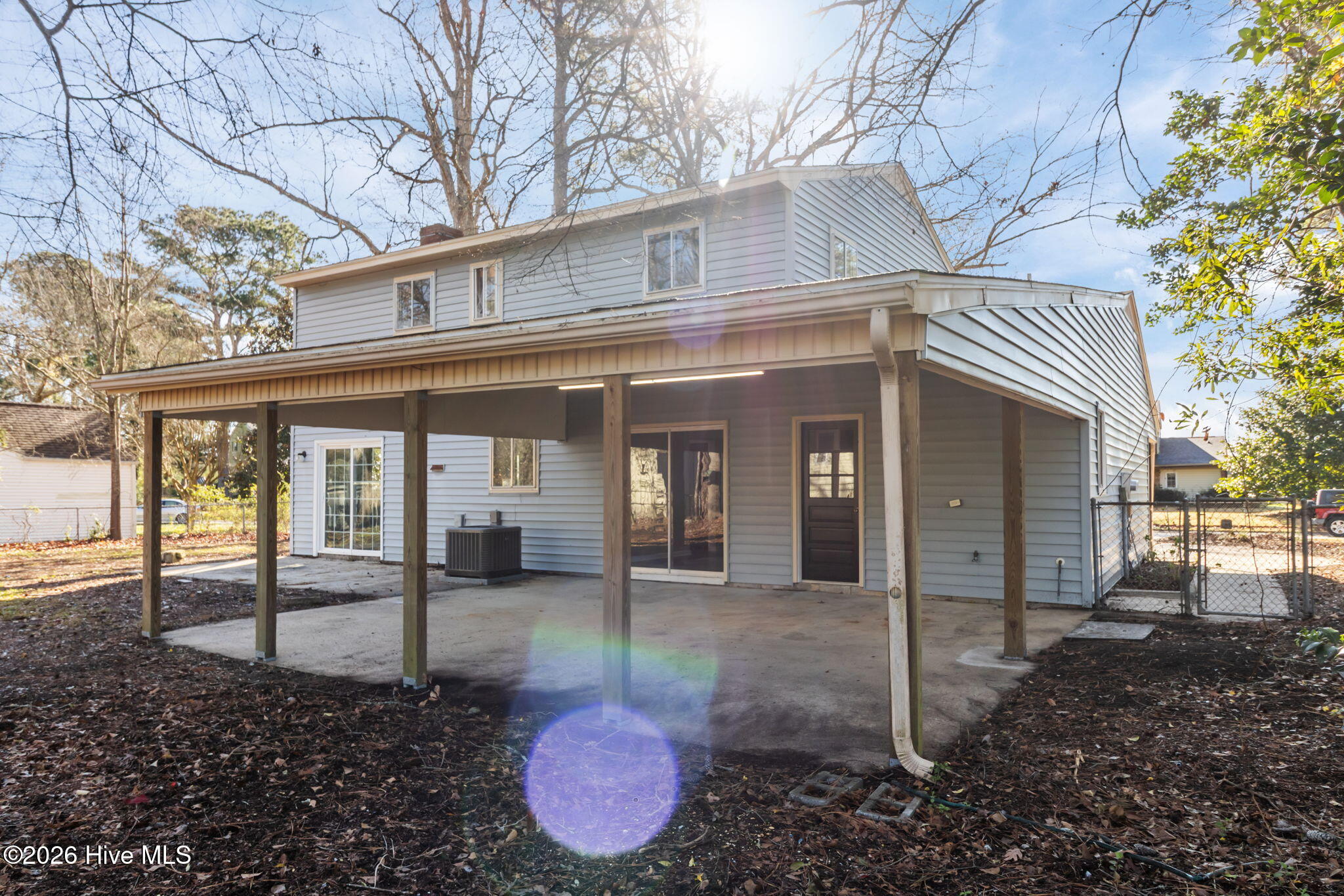 100560712 | Photo 51