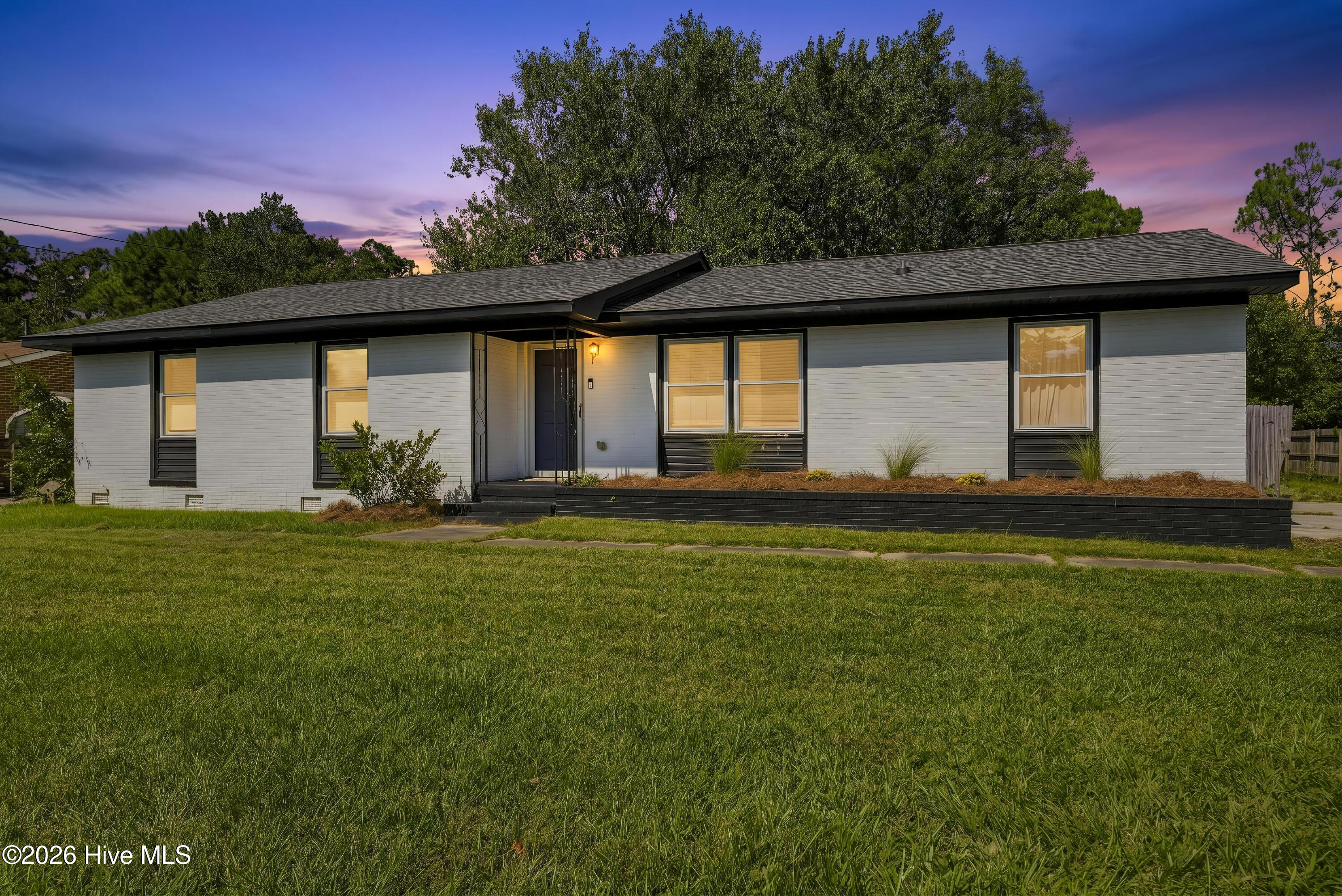 Photo 2 of Single family home for sale at 602 Mohican Trl, Wilmington, NC 28409 | MLS# 100608124 | Listing updated on 2026-10-05