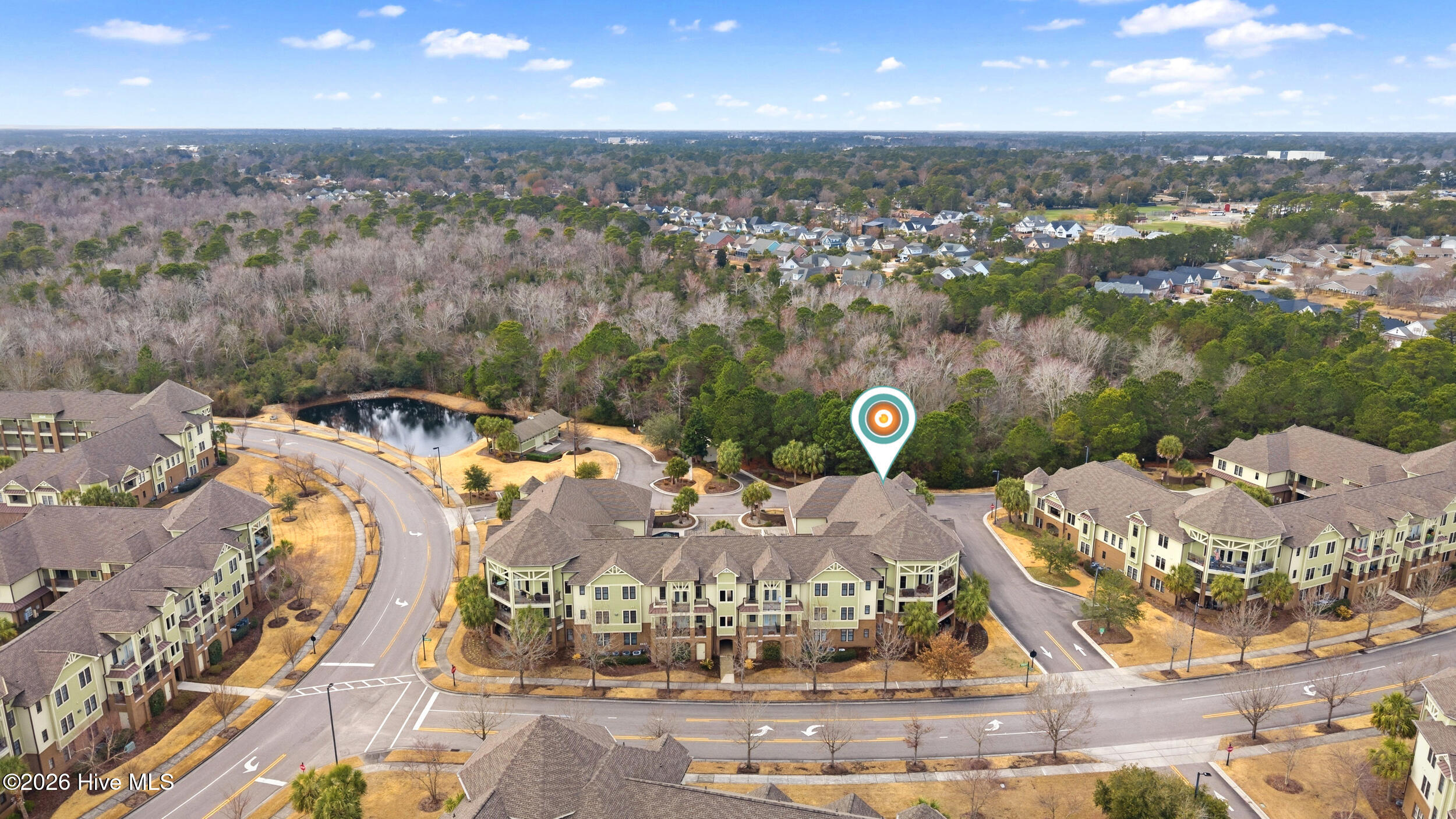 100556037 | Photo 40