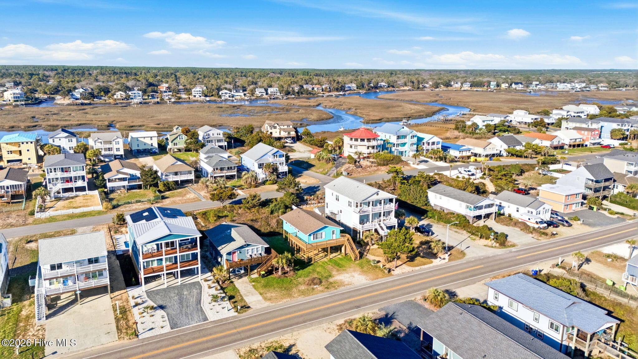 100557870 | Photo 10