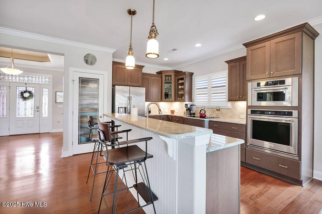 100534763 | Photo 19