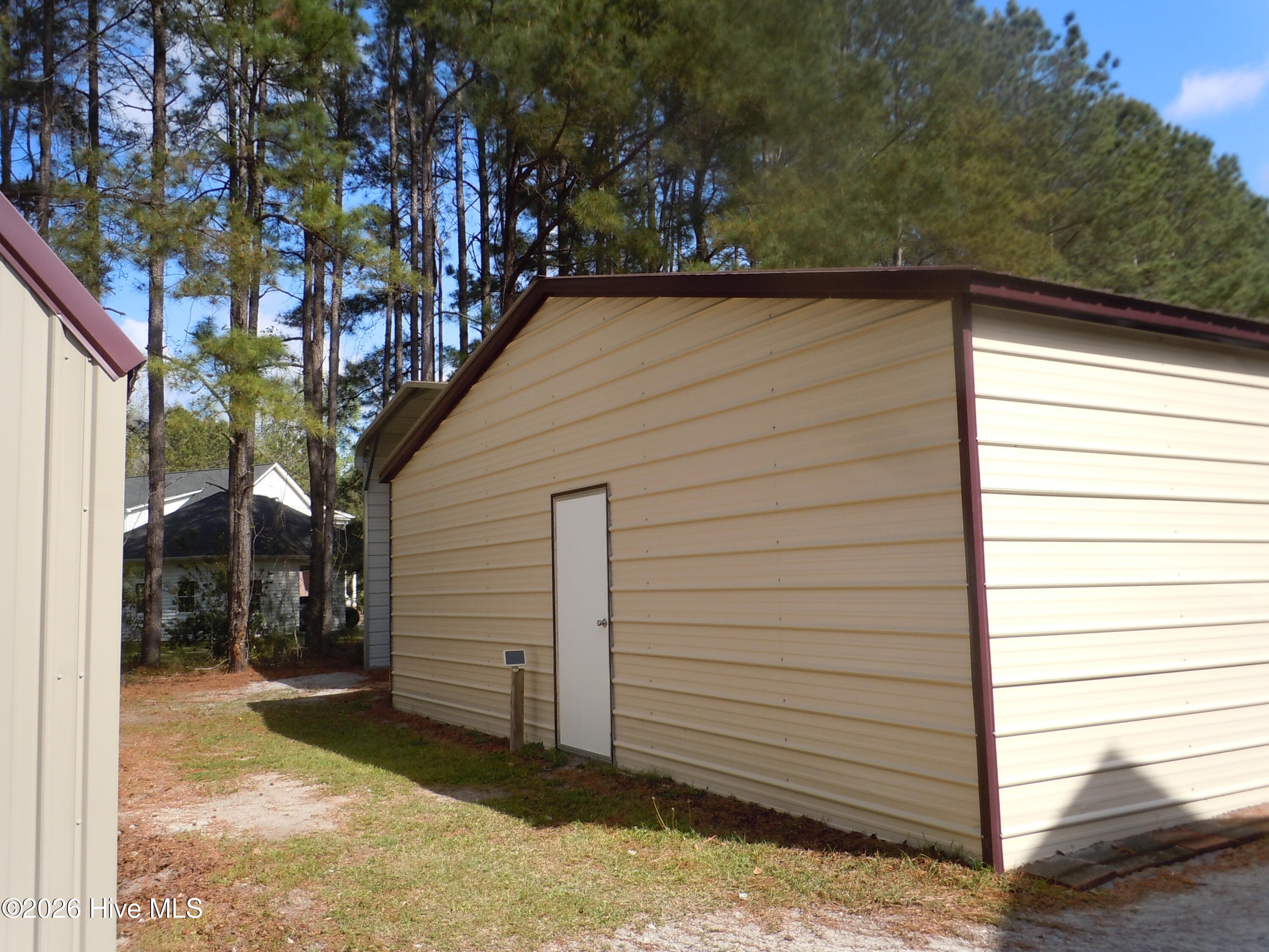 100565129 | Photo 66