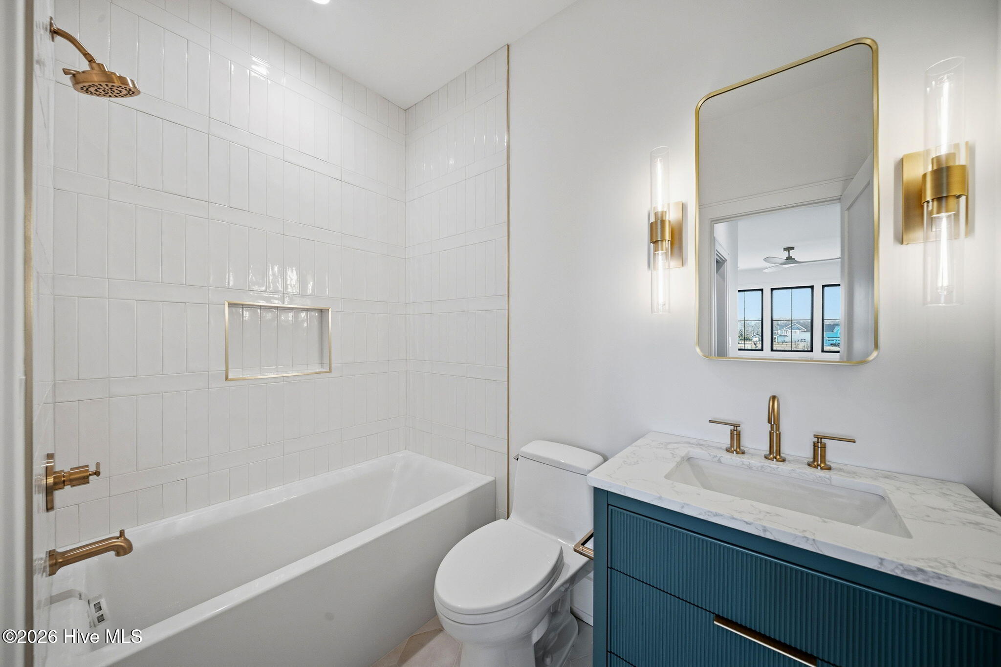 100500065 | Photo 64