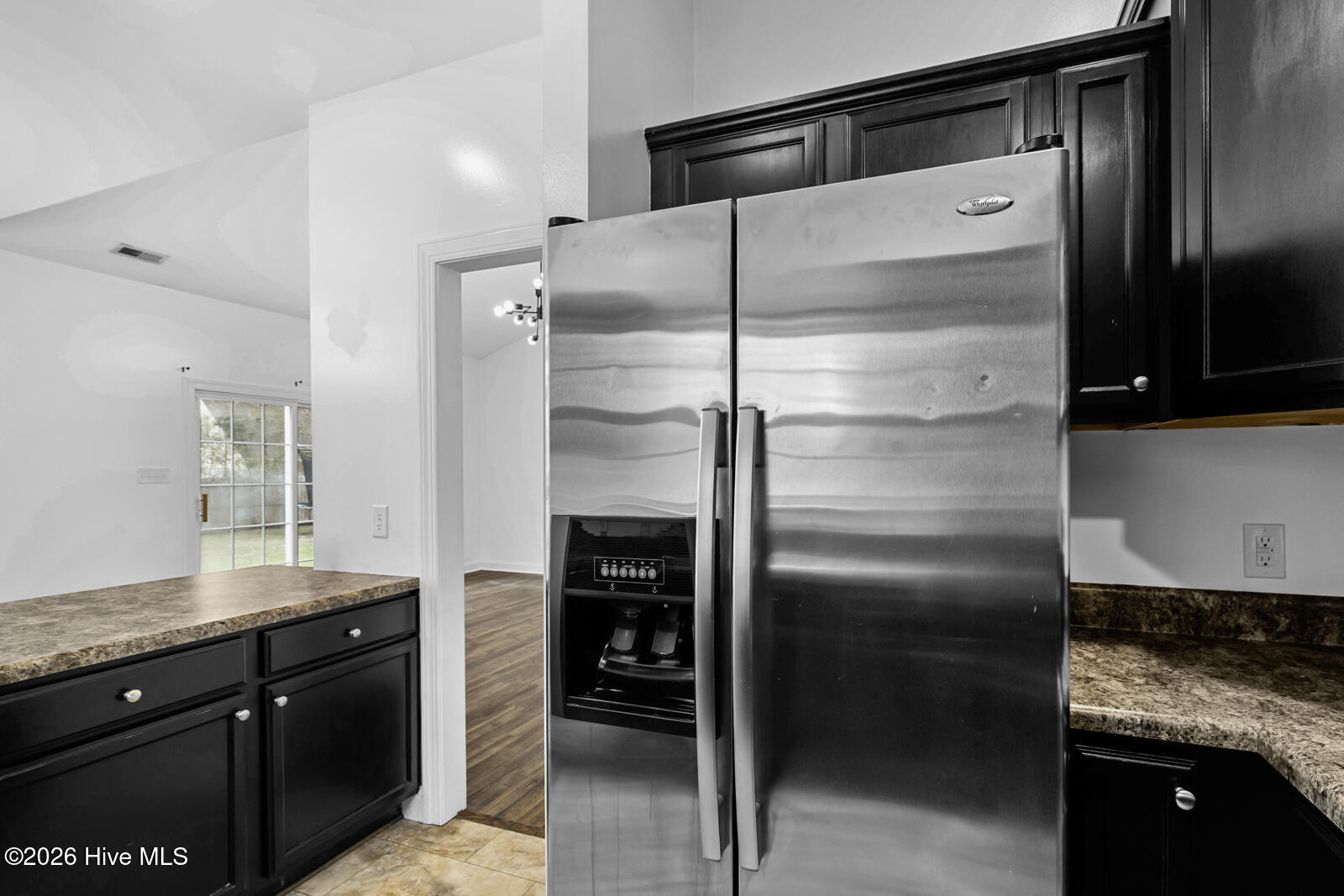 100564555 | Photo 11