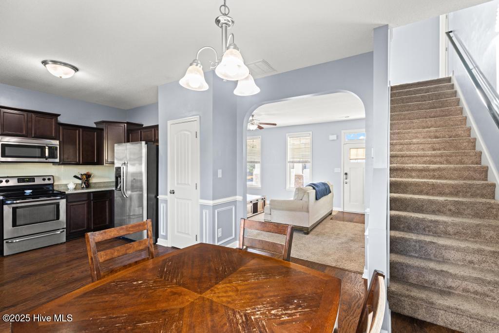 100546440 | Photo 15