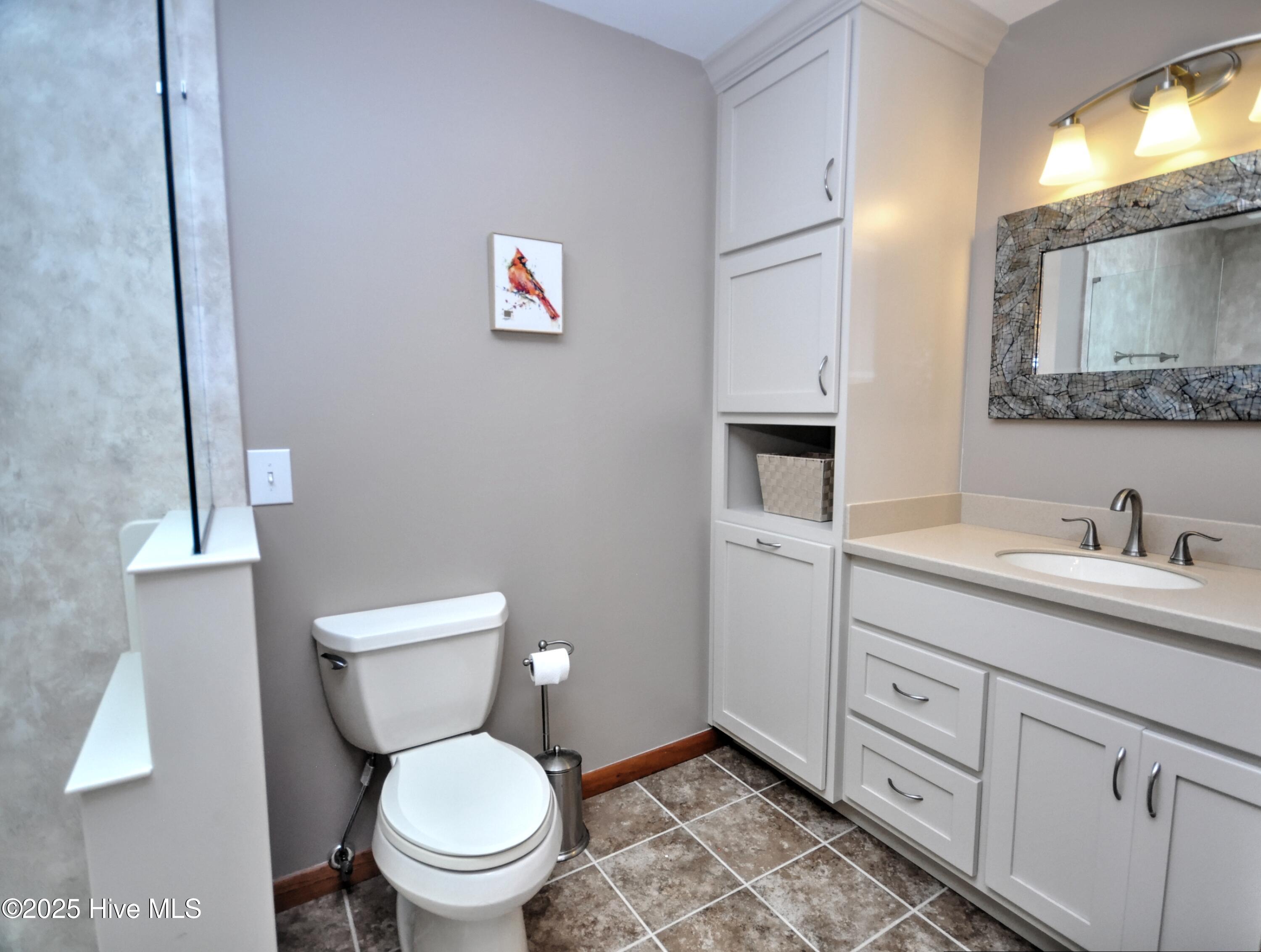 100526298 | Photo 39