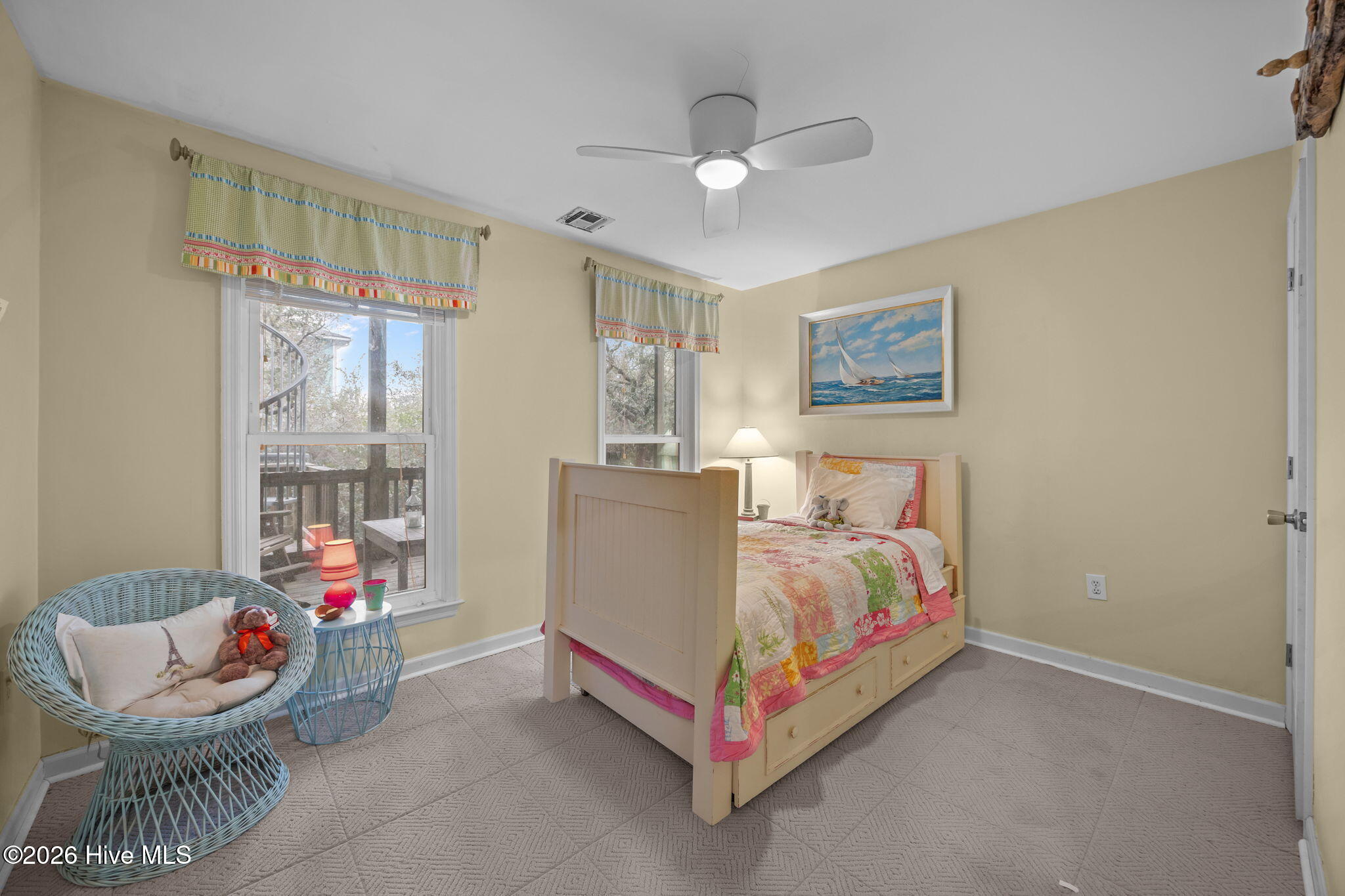 100552067 | Photo 11