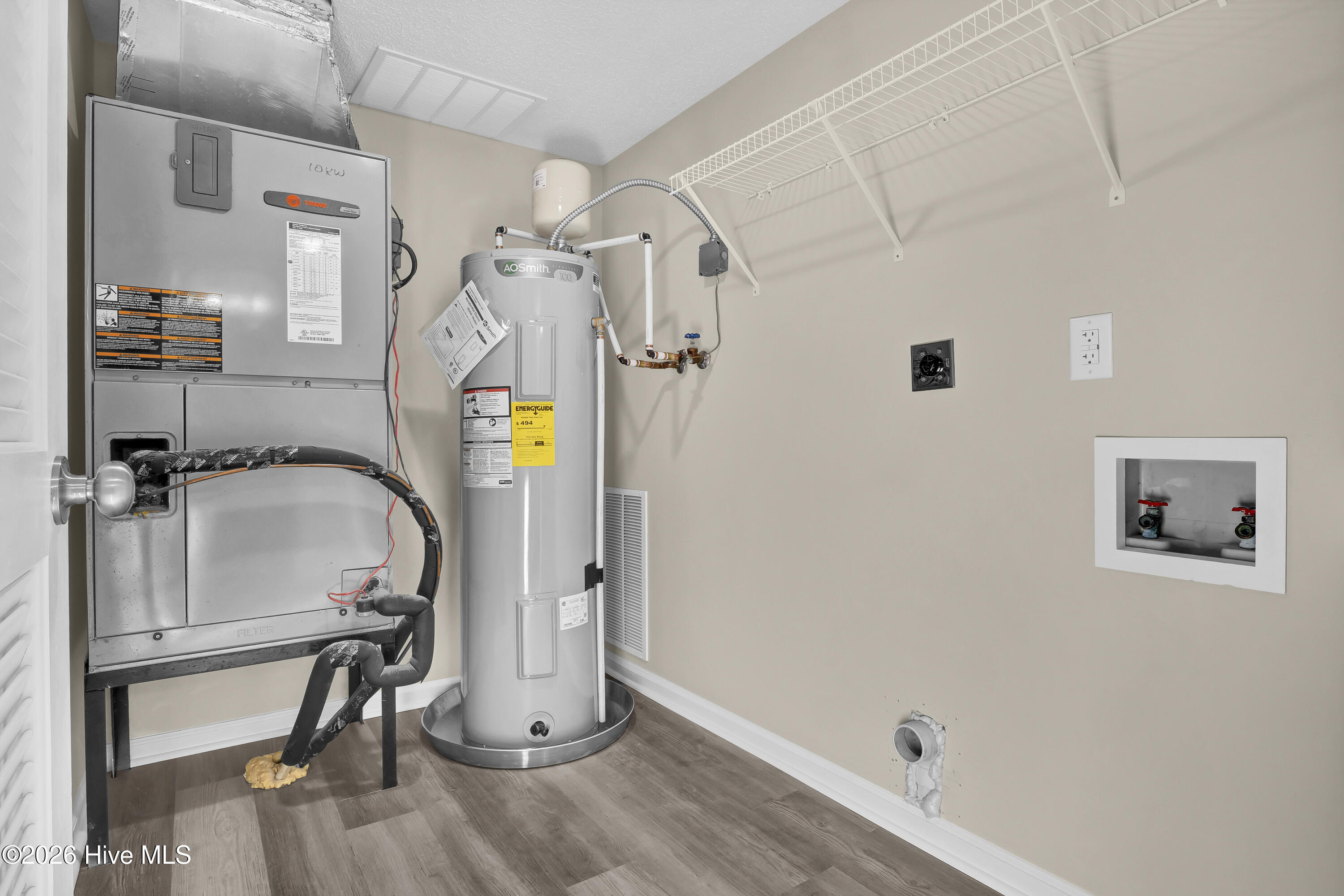 100552013 | Photo 28