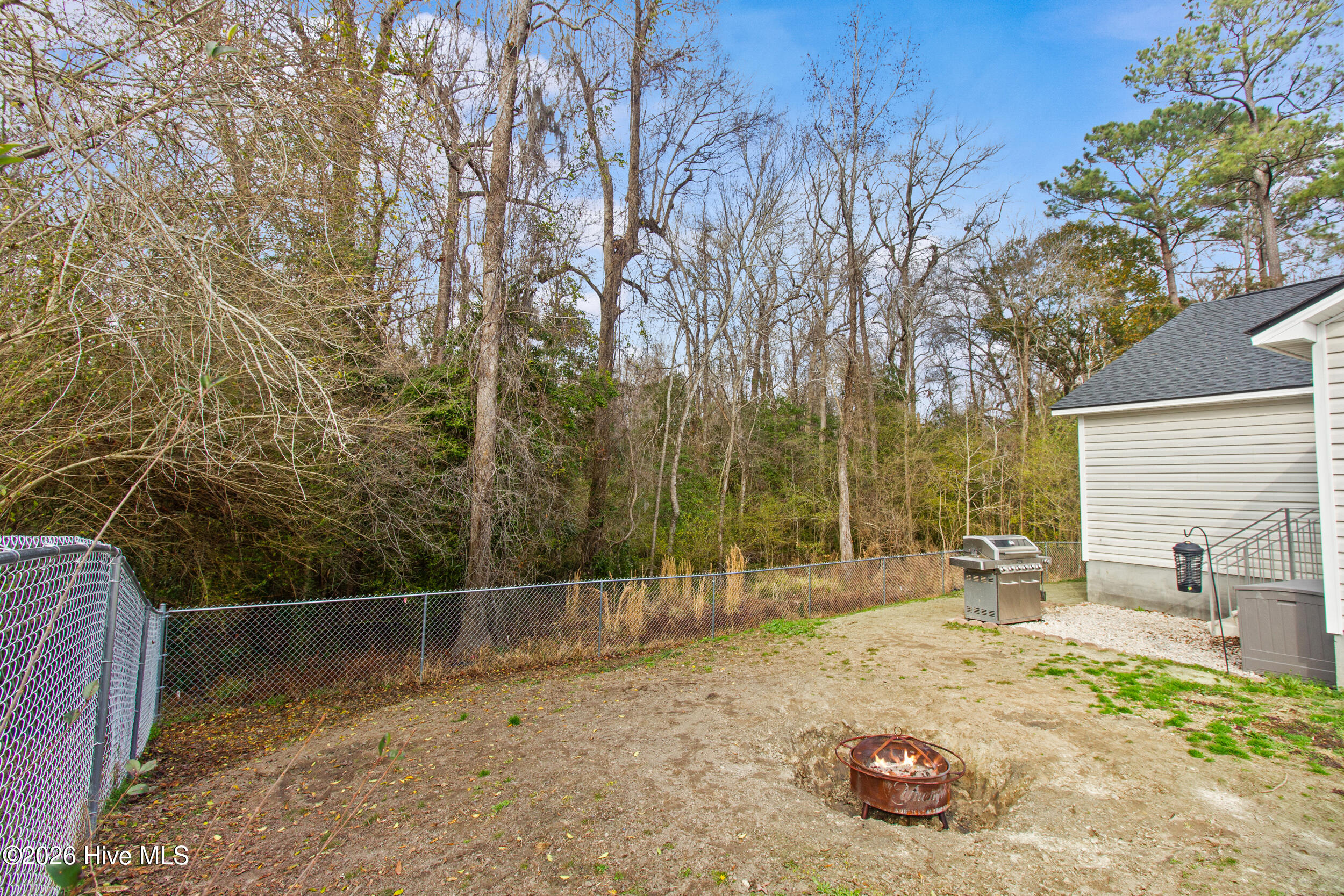 100548560 | Photo 22