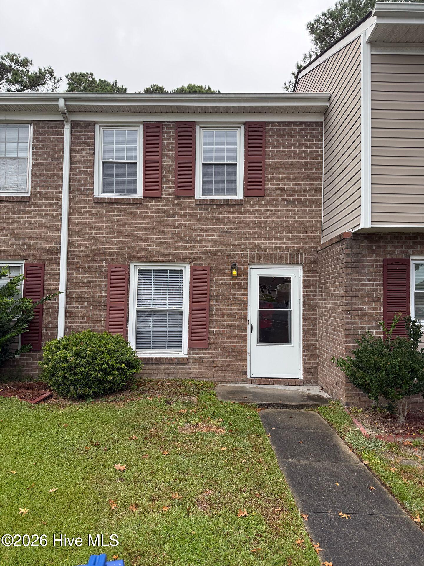 141 King George, Jacksonville, North Carolina, 2 Bedroom Bedrooms, 5 Room Rooms,2 BathroomBathrooms,Townhouse,For sale,King George,100606702