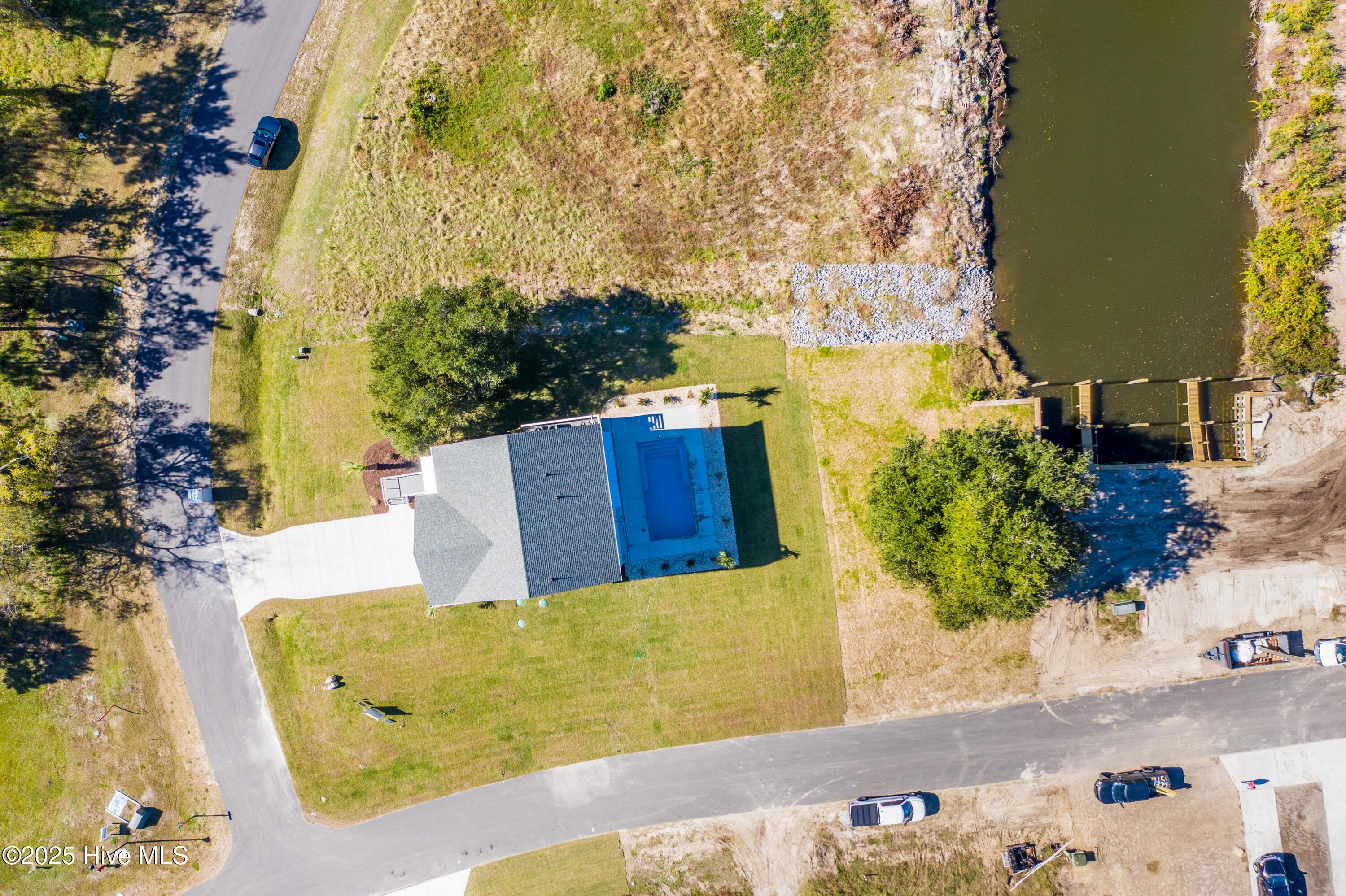 100523775 | Photo 42