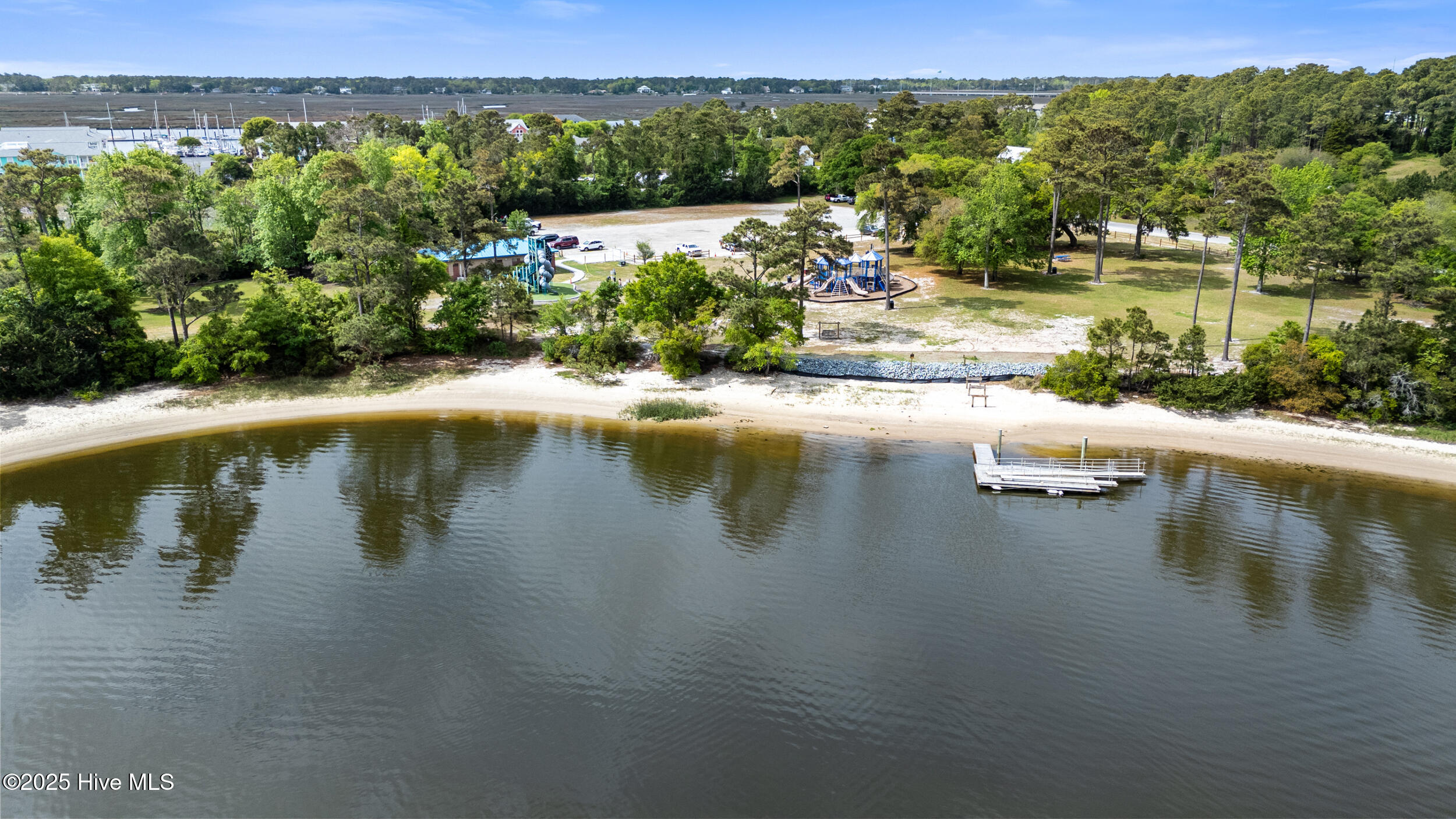 100531236 | Photo 27