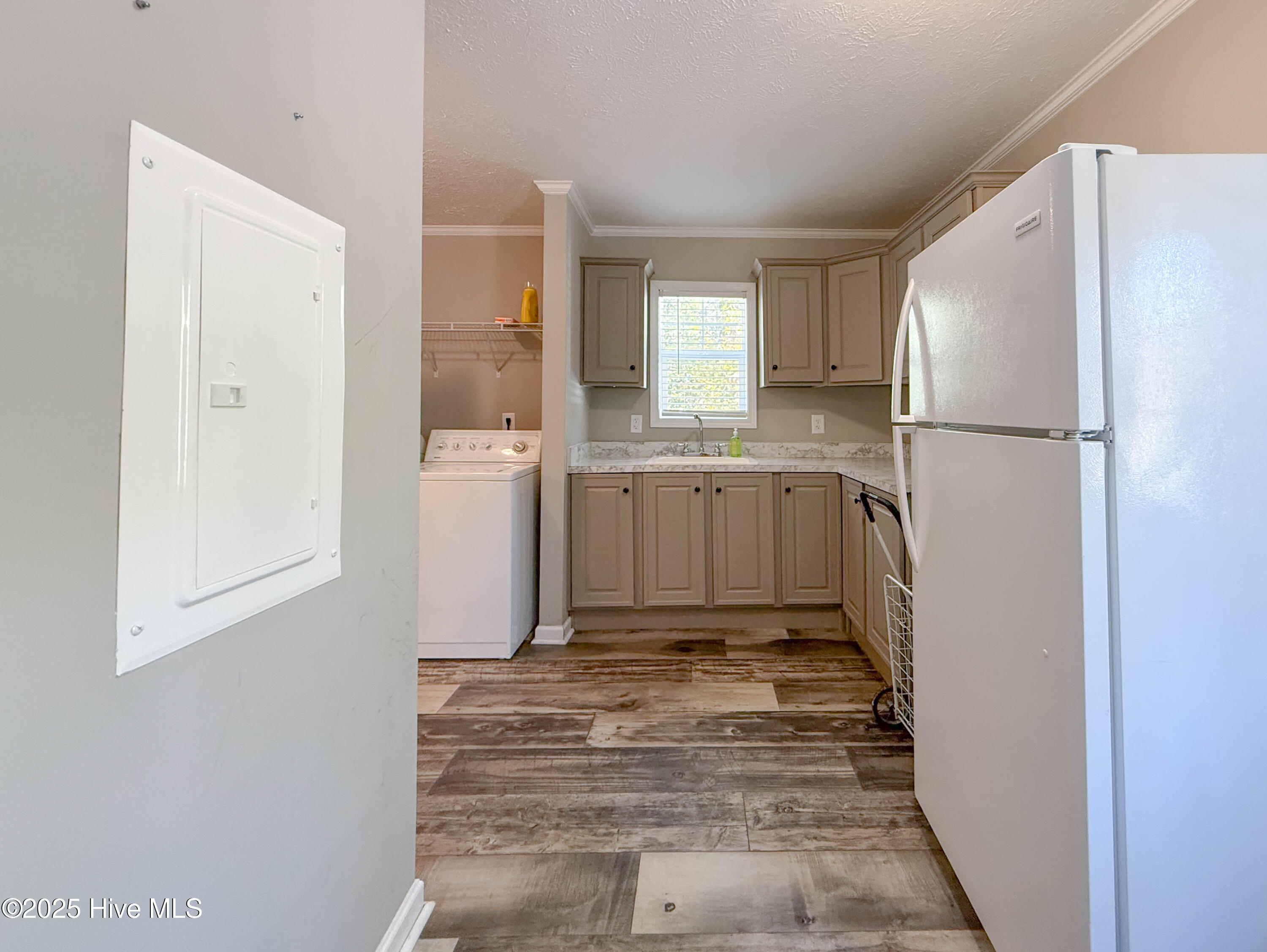 100540094 | Photo 55