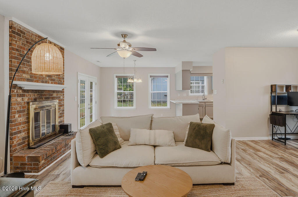 2038 Hunters Ridge Drive,Midway Park