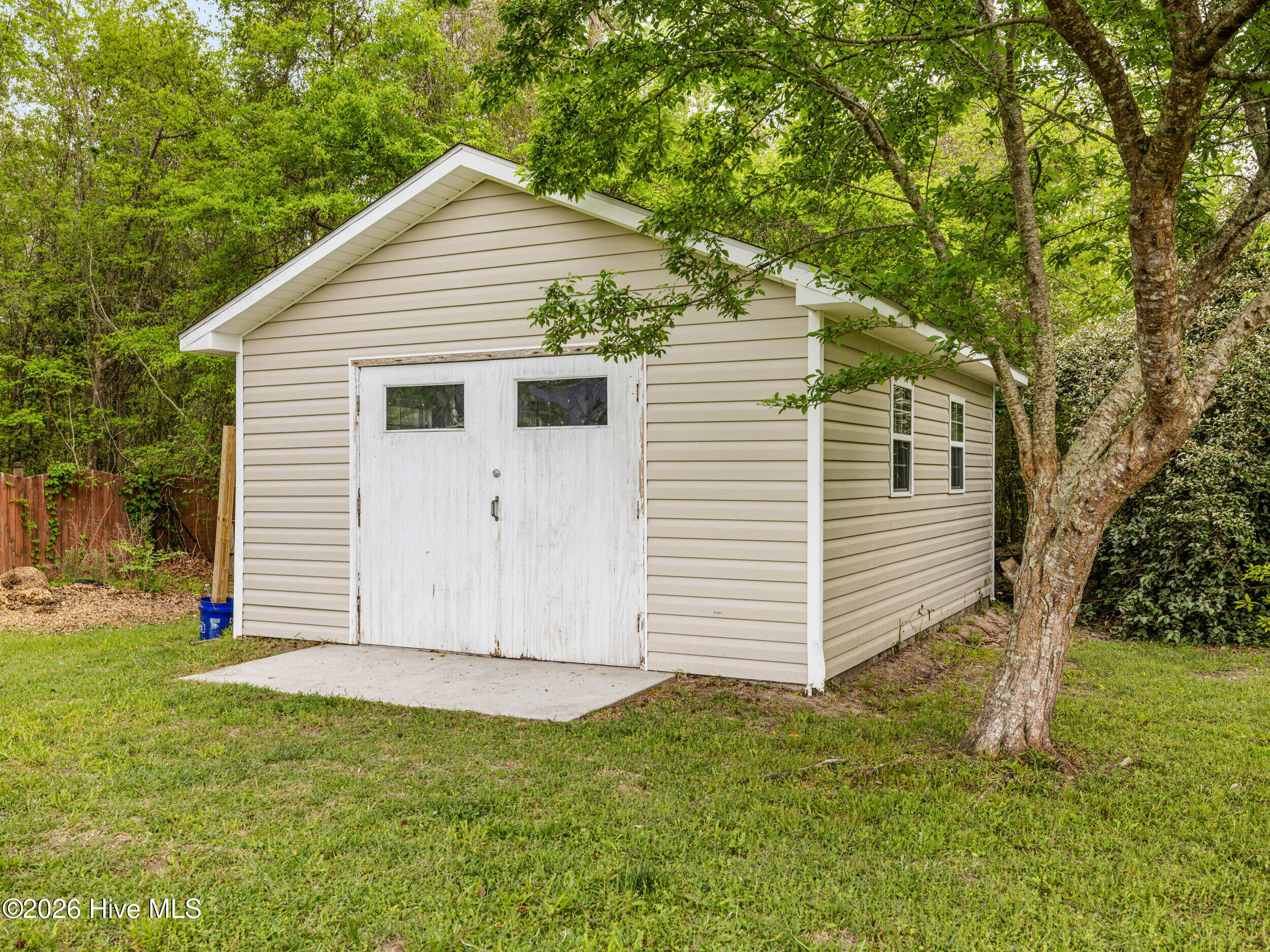 100567636 | Photo 40