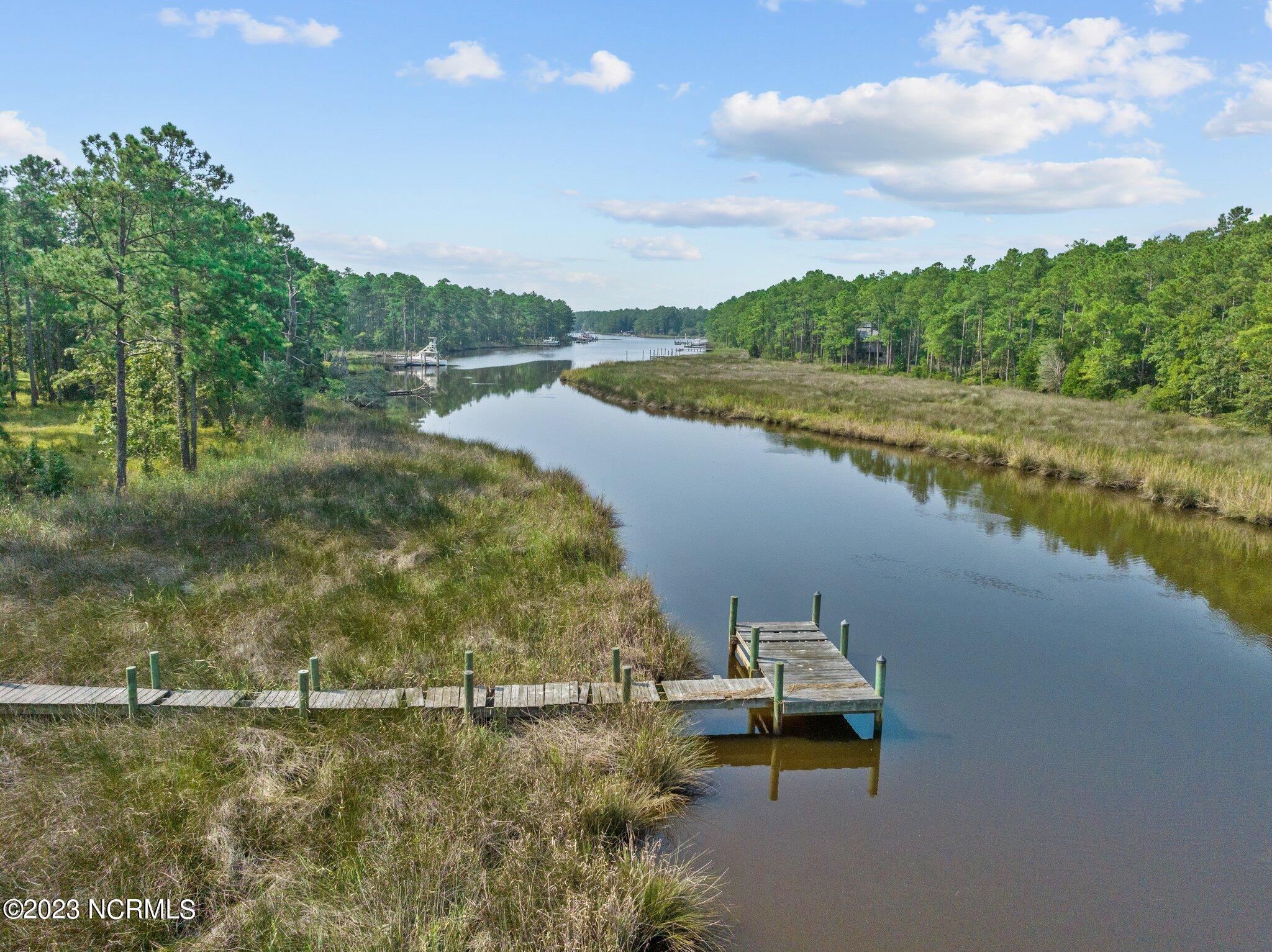 2504 19 Brown Creek Road,Merritt