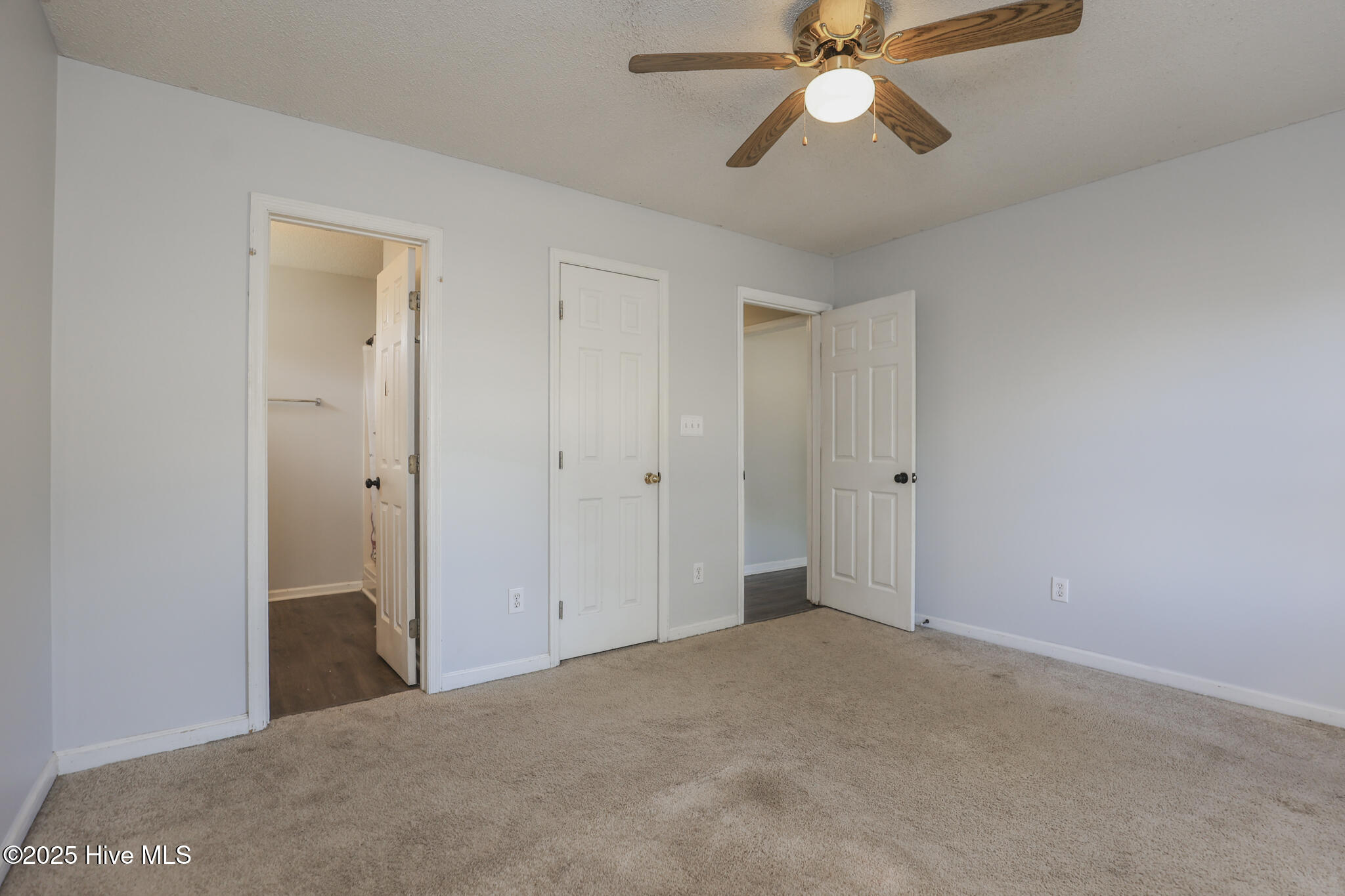 100522542 | Photo 14