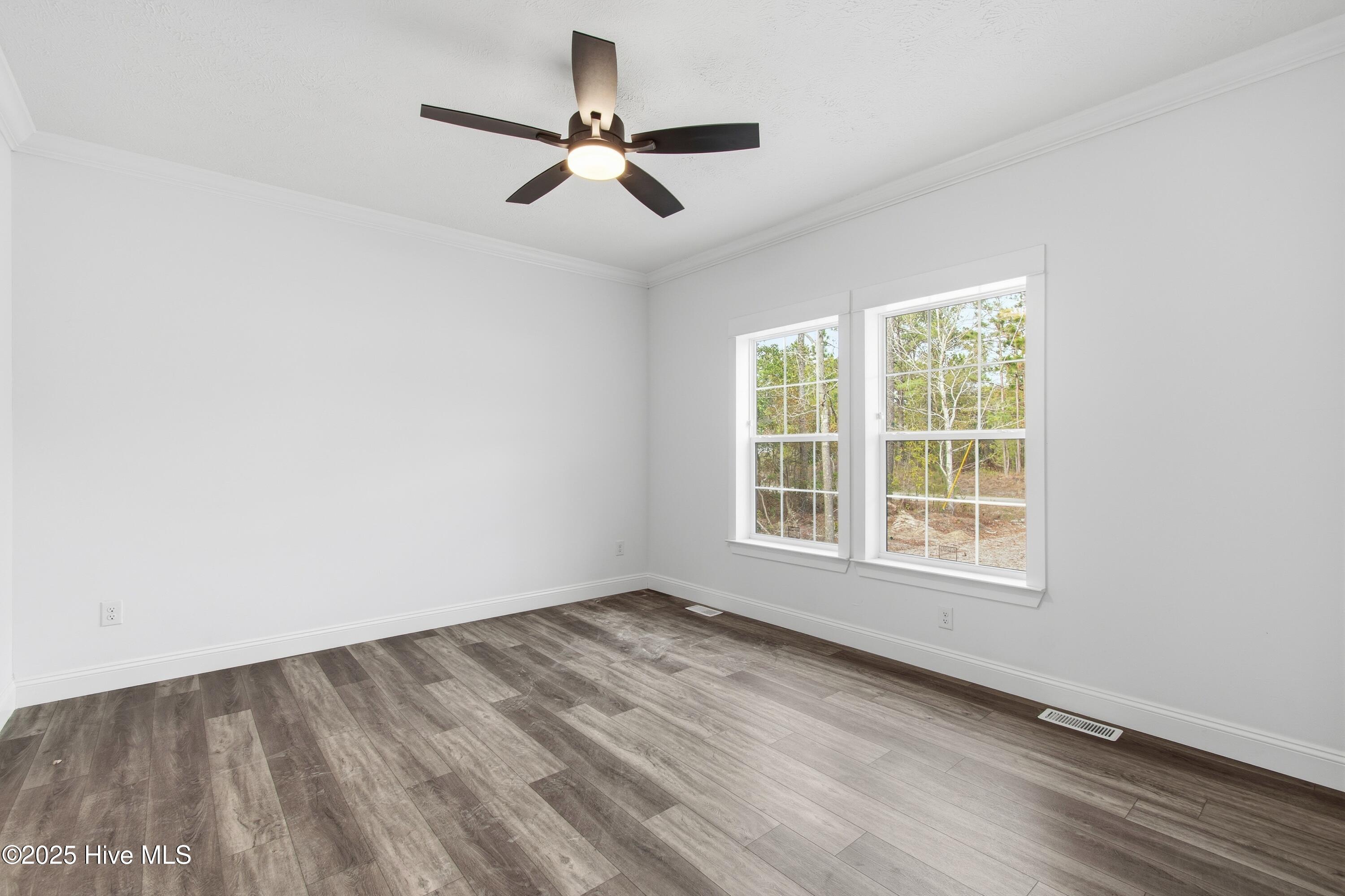 100544573 | Photo 17