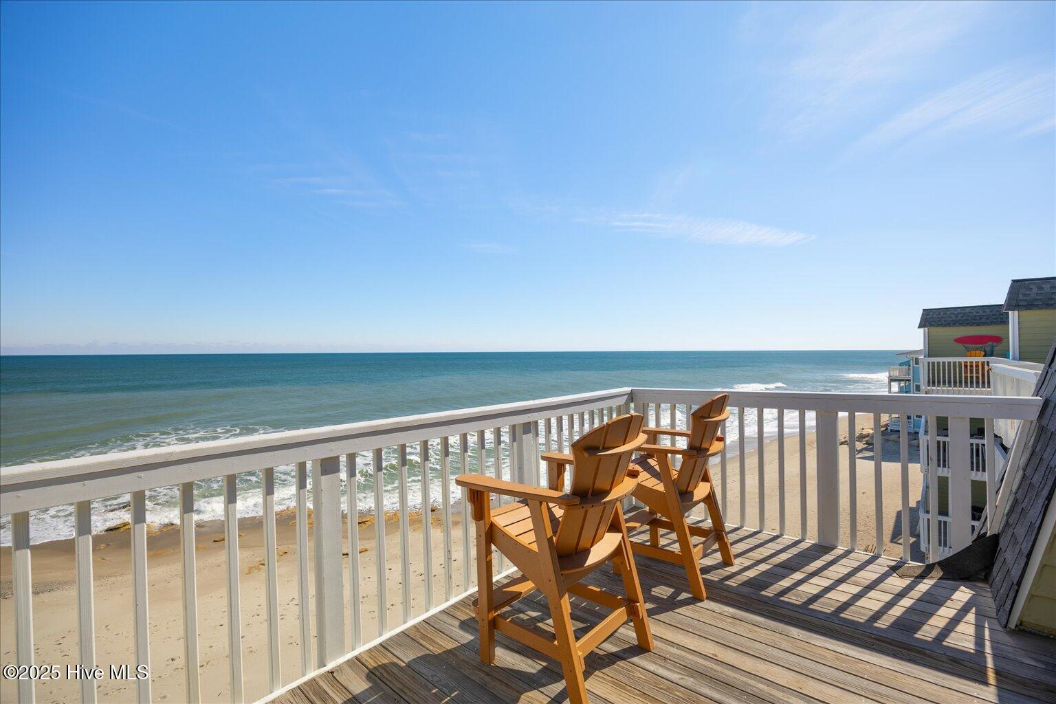 100554957 | Photo 25