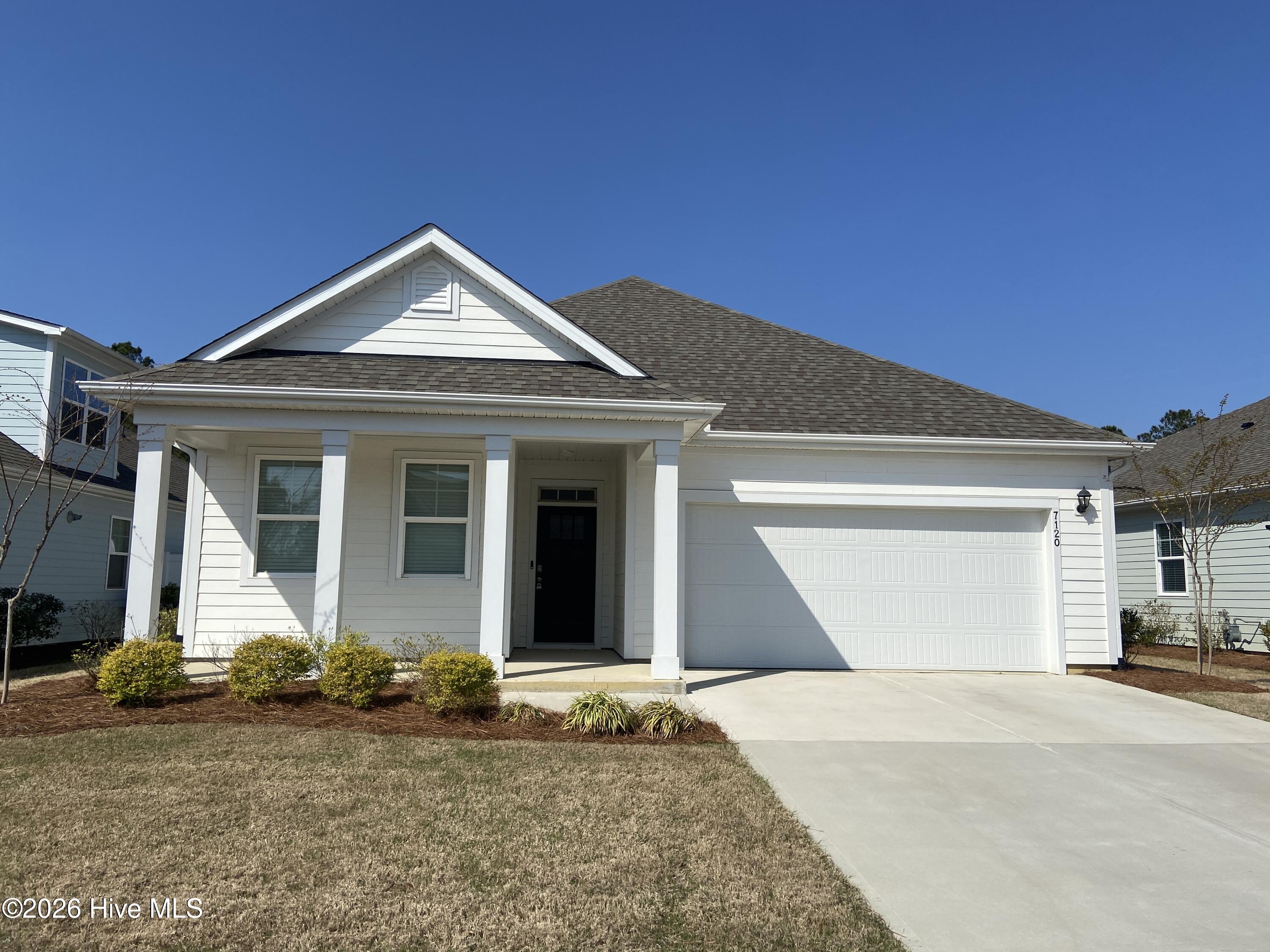 Undisclosed Address, Hampstead, NC, 28443