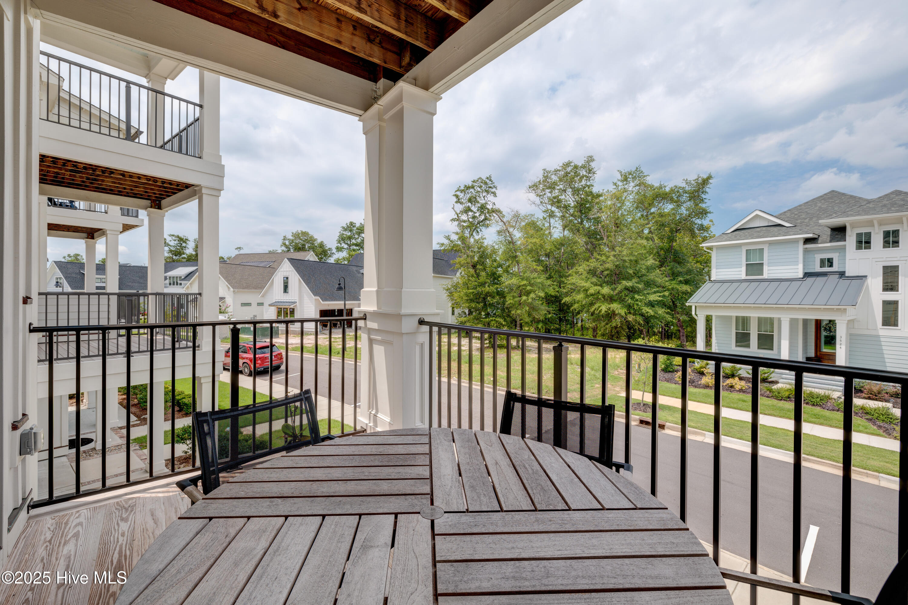 100532923 | Photo 20