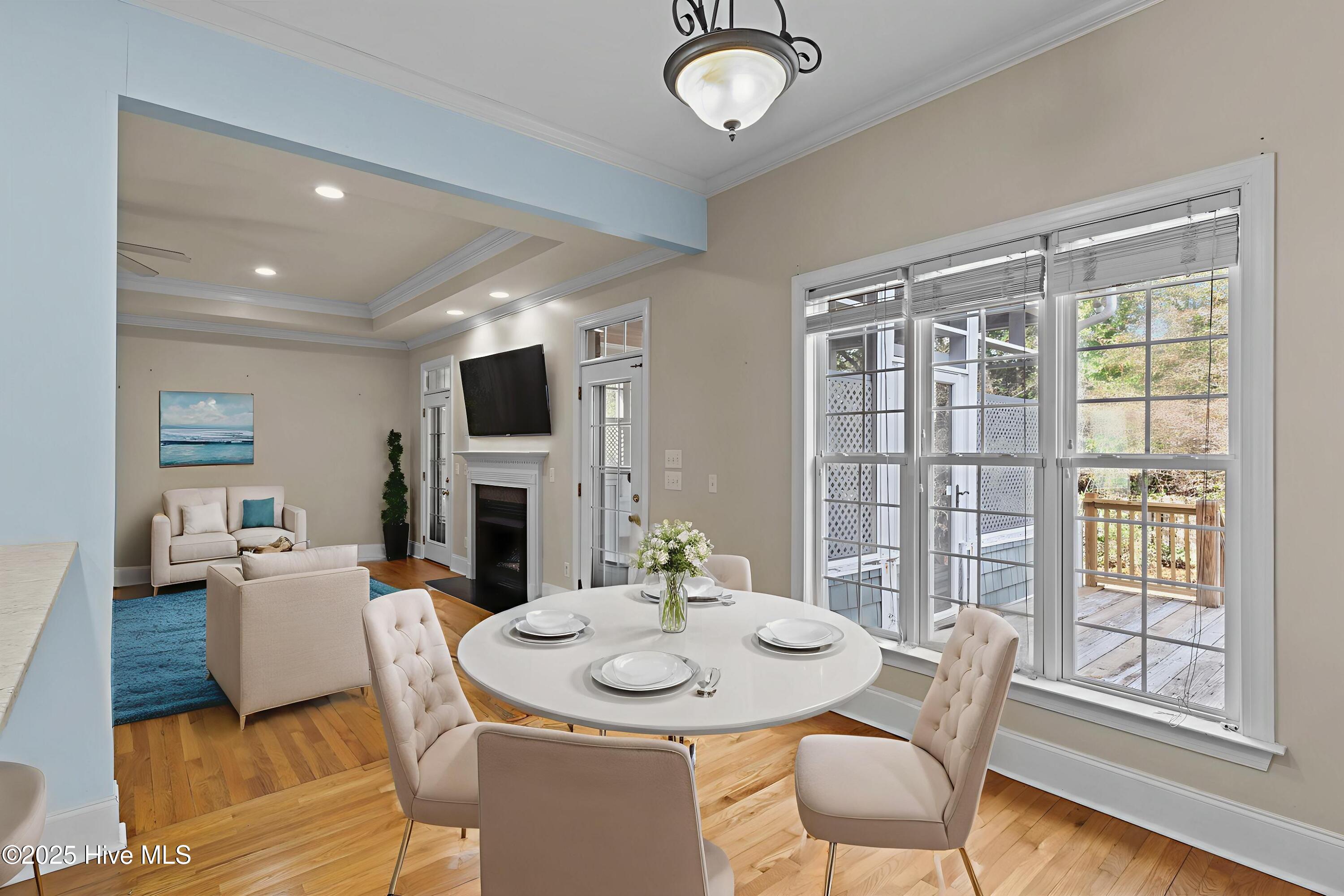 100538095 | Photo 23