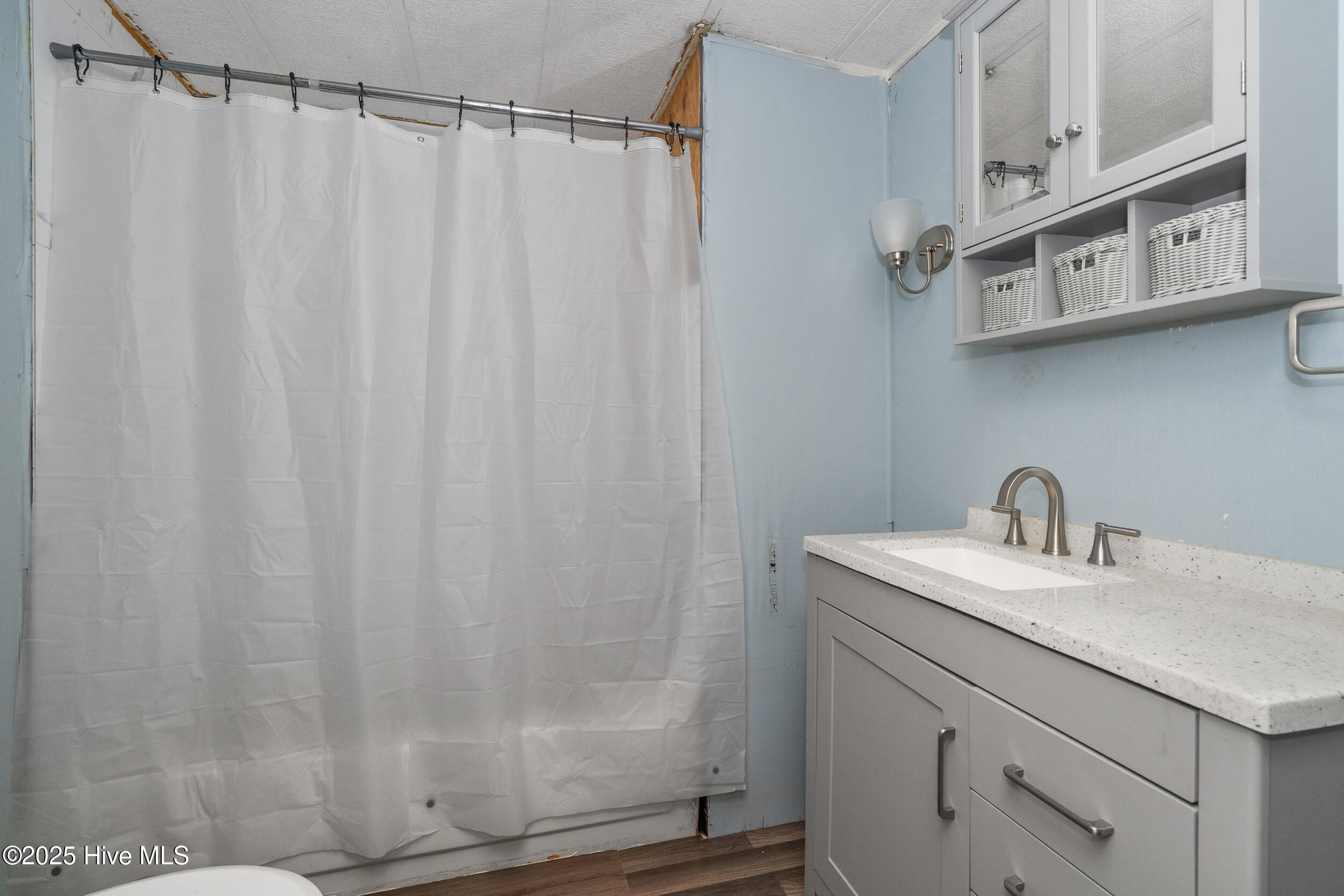 100530649 | Photo 18