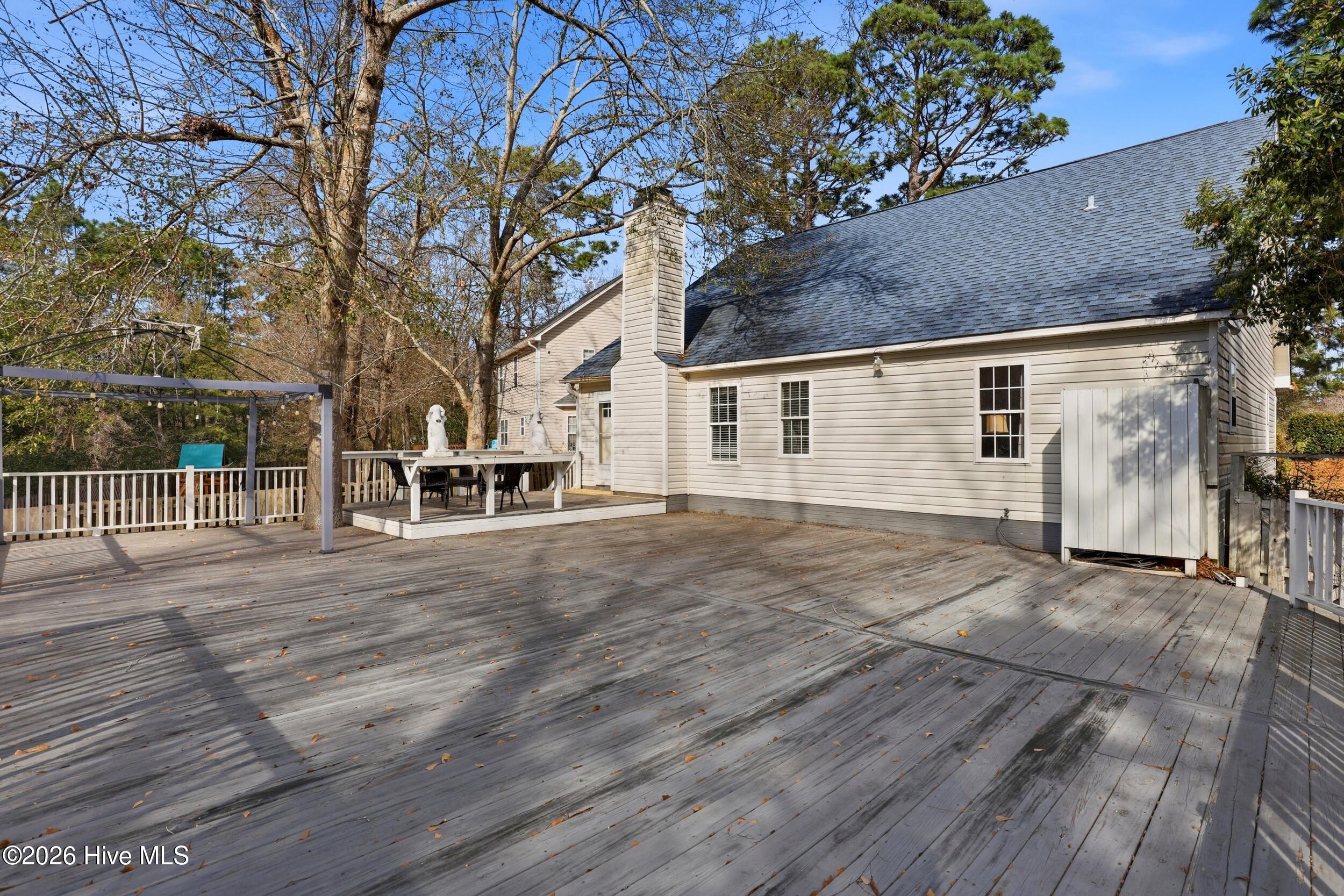 100558616 | Photo 27