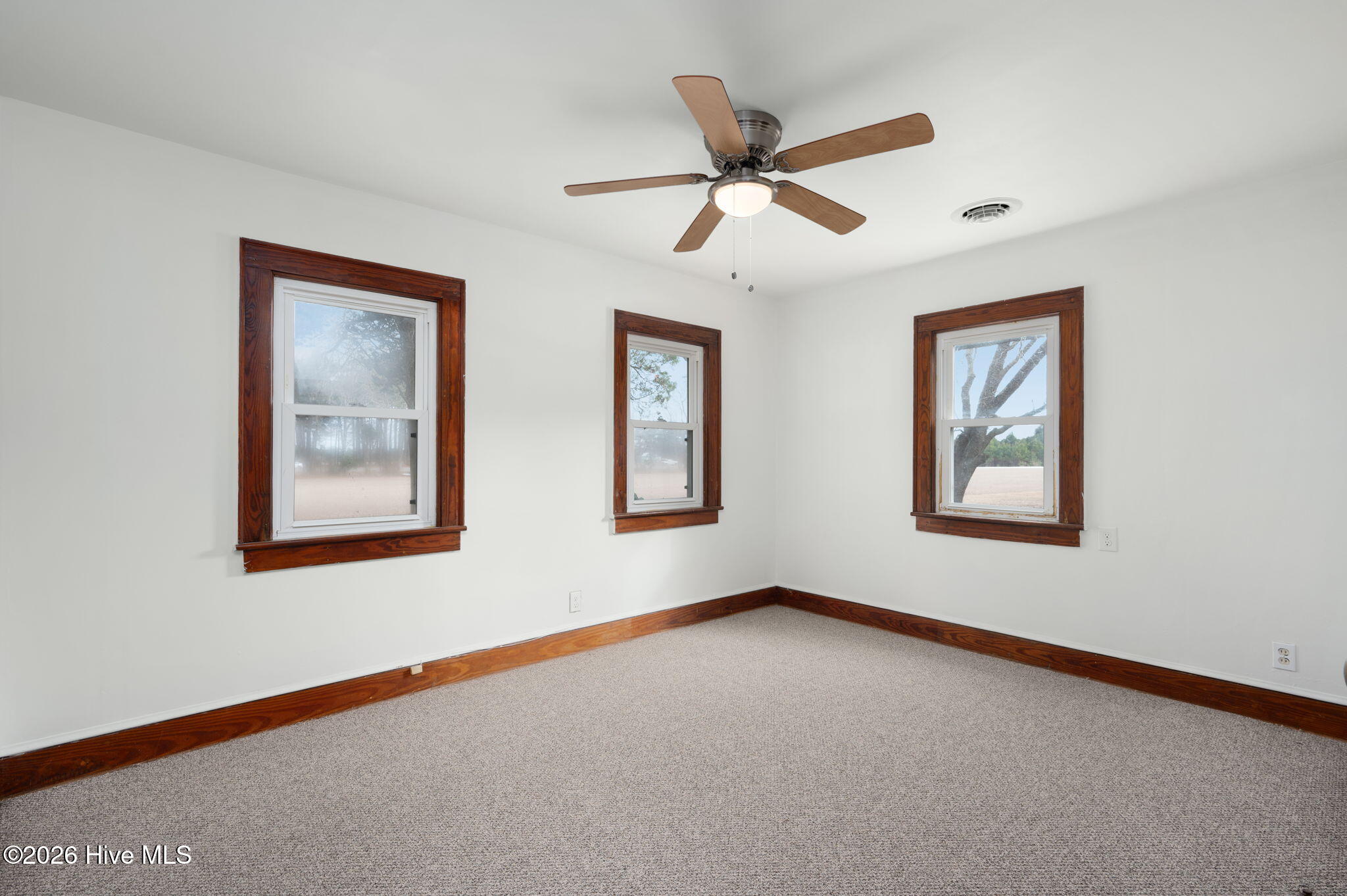 24-web-or-mls-117-Garrenton-Rd-BR2