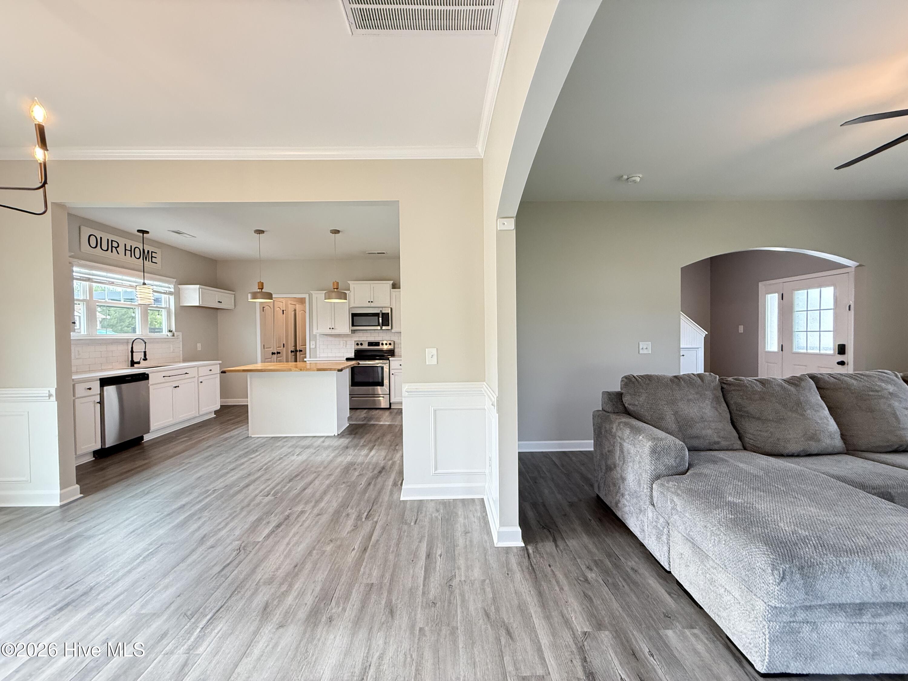 303 Breezeway Drive,Sneads Ferry