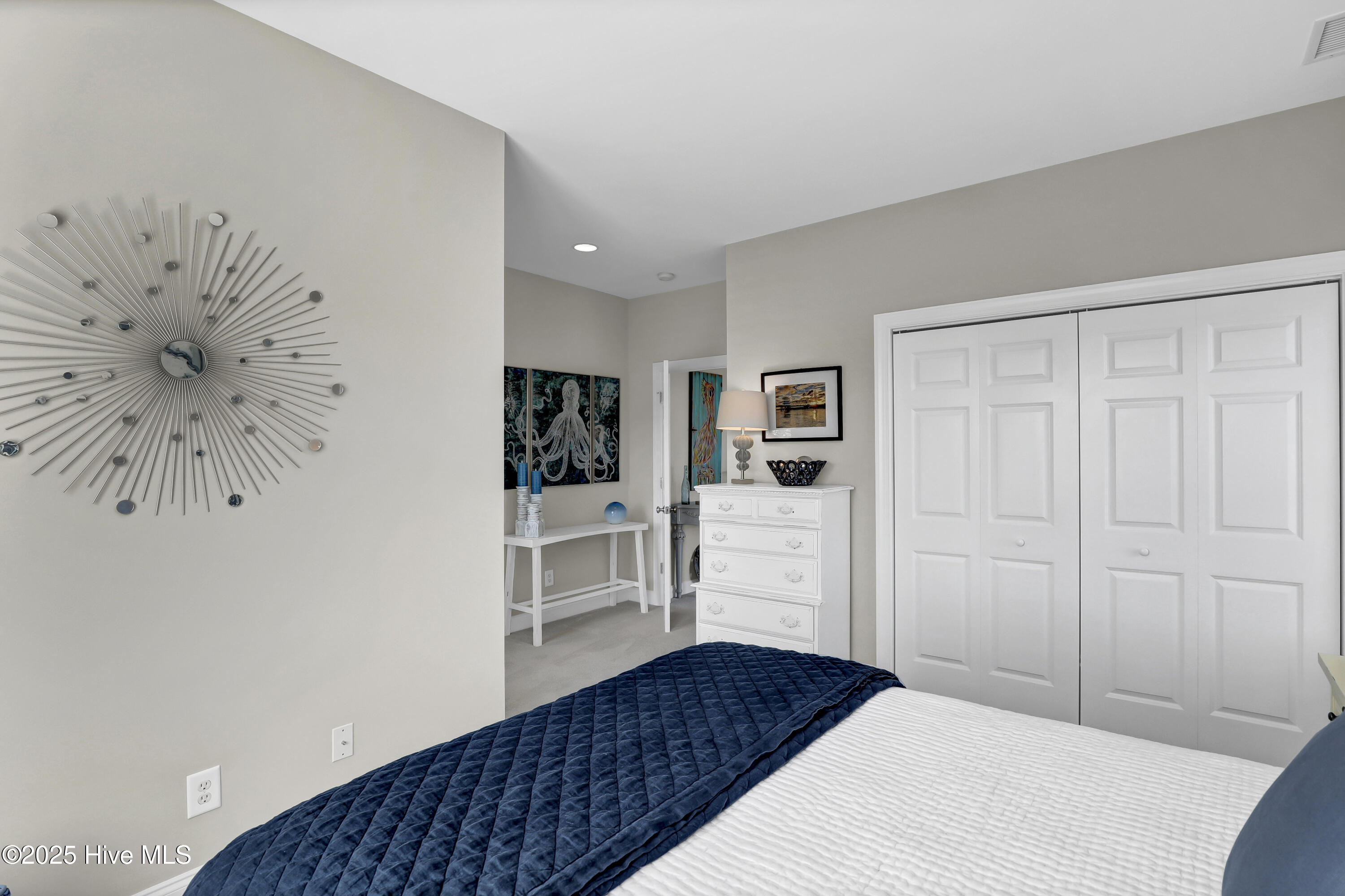 100529954 | Photo 34